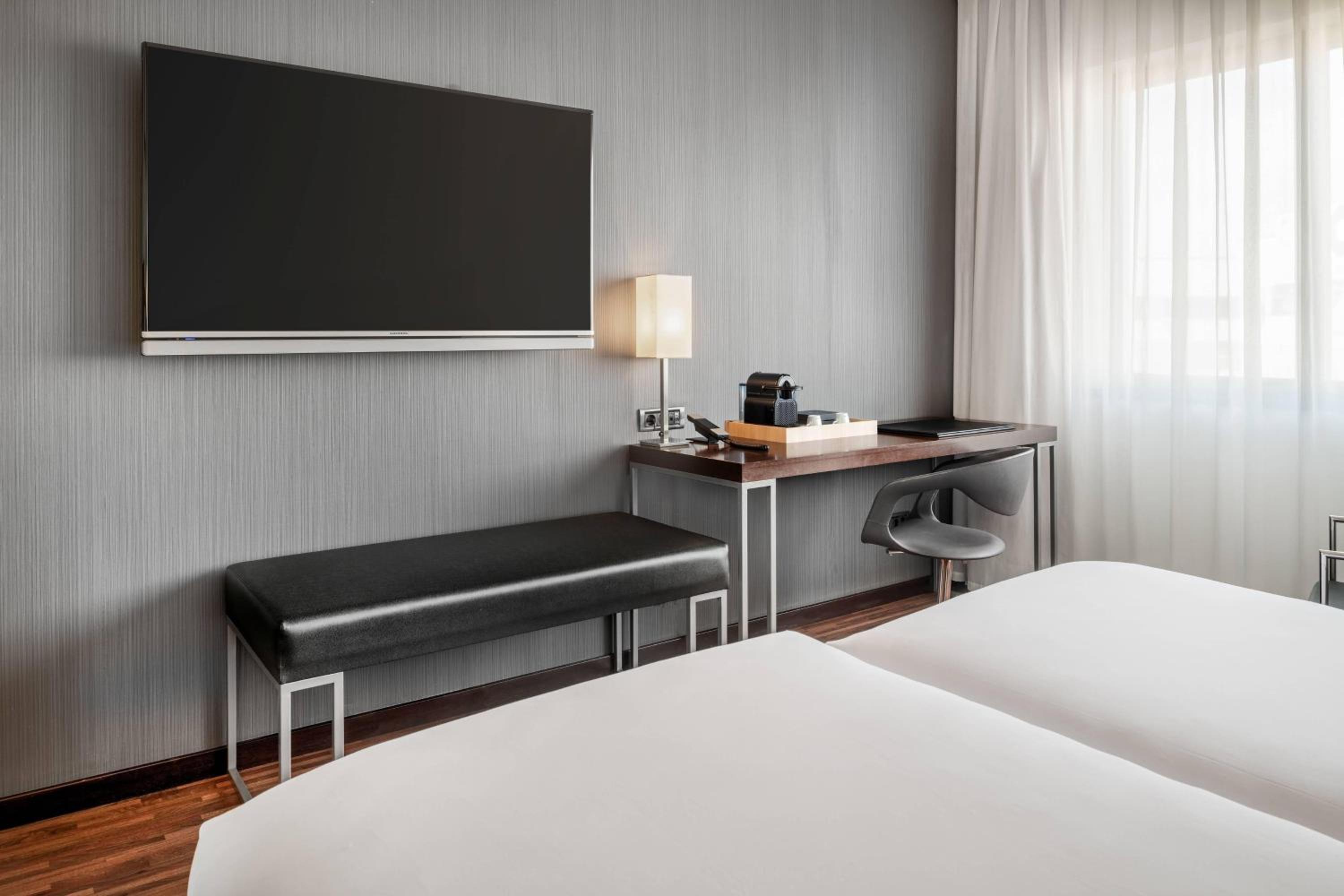 Standard Plus Twin Room - Photo 4