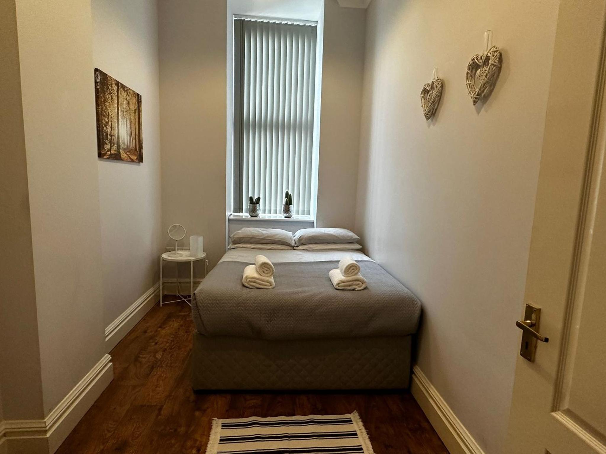Apartment photo 2