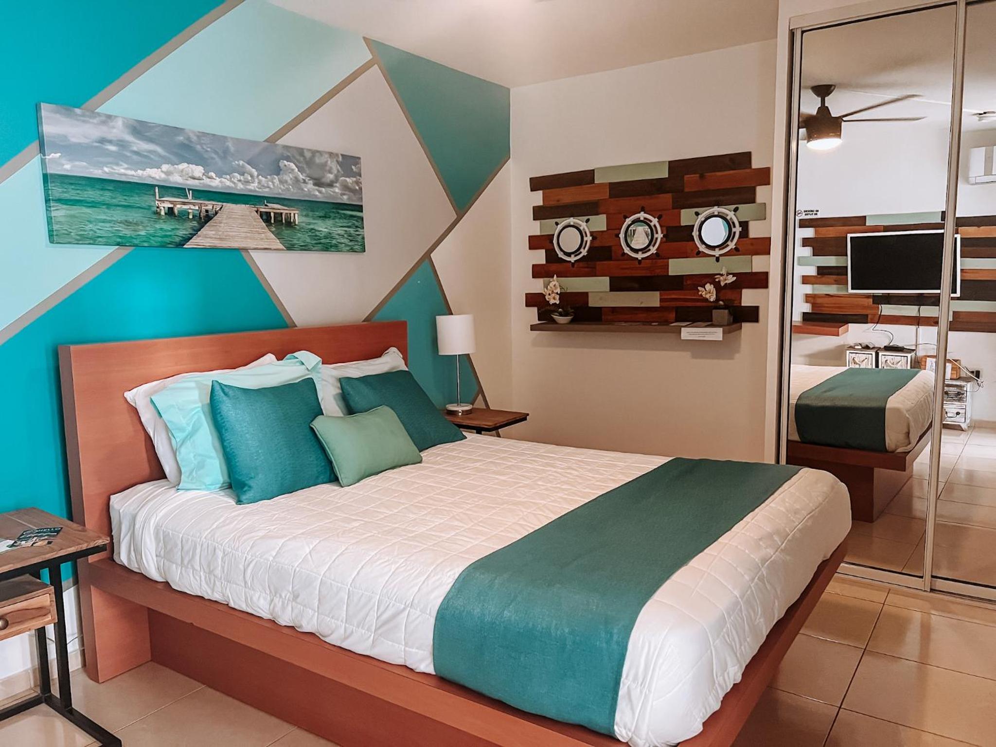 Queen Room