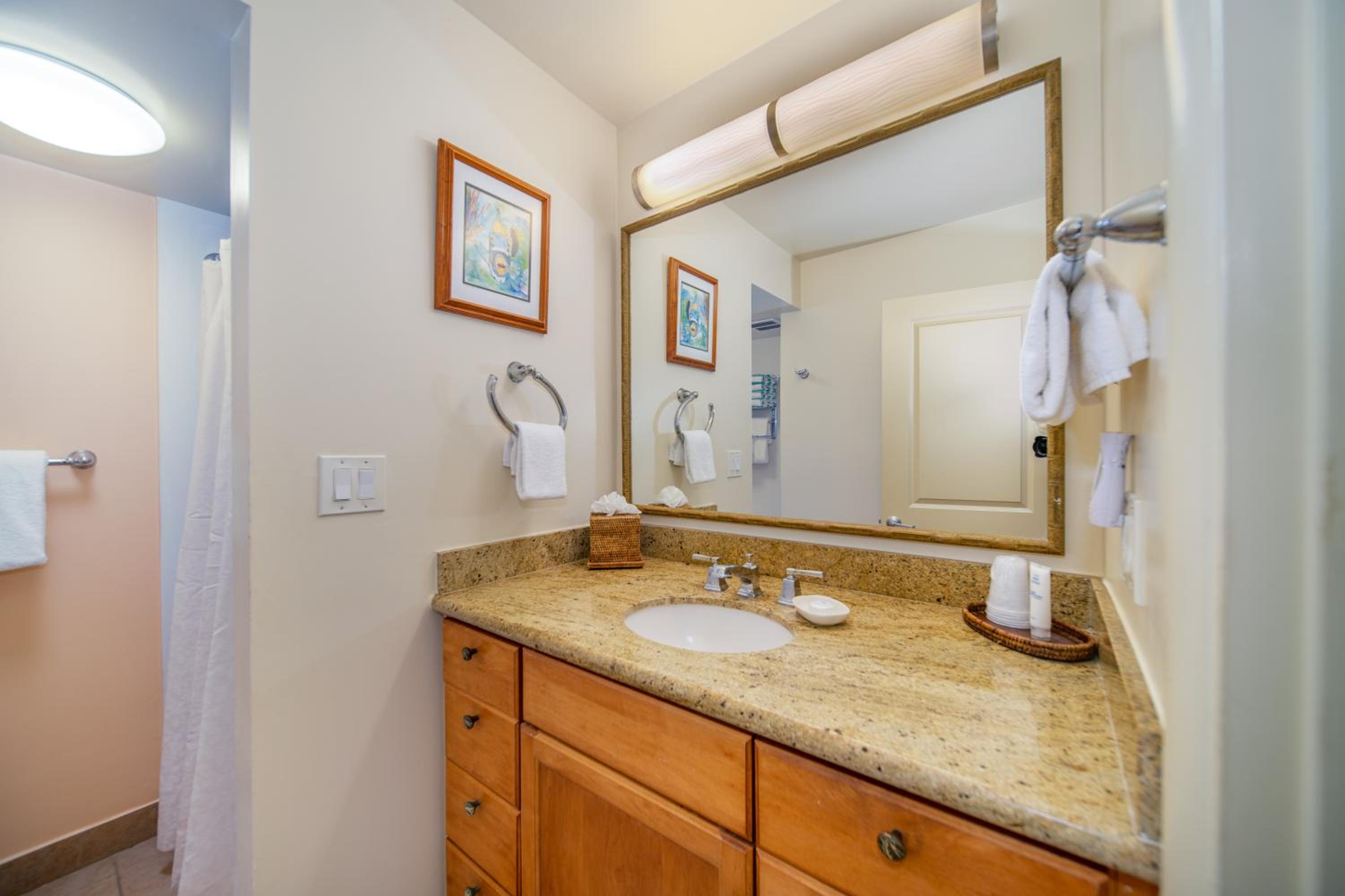 One-Bedroom with Garden View - Photo 18