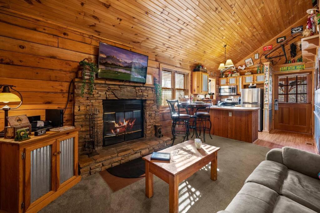 One-Bedroom House photo 3