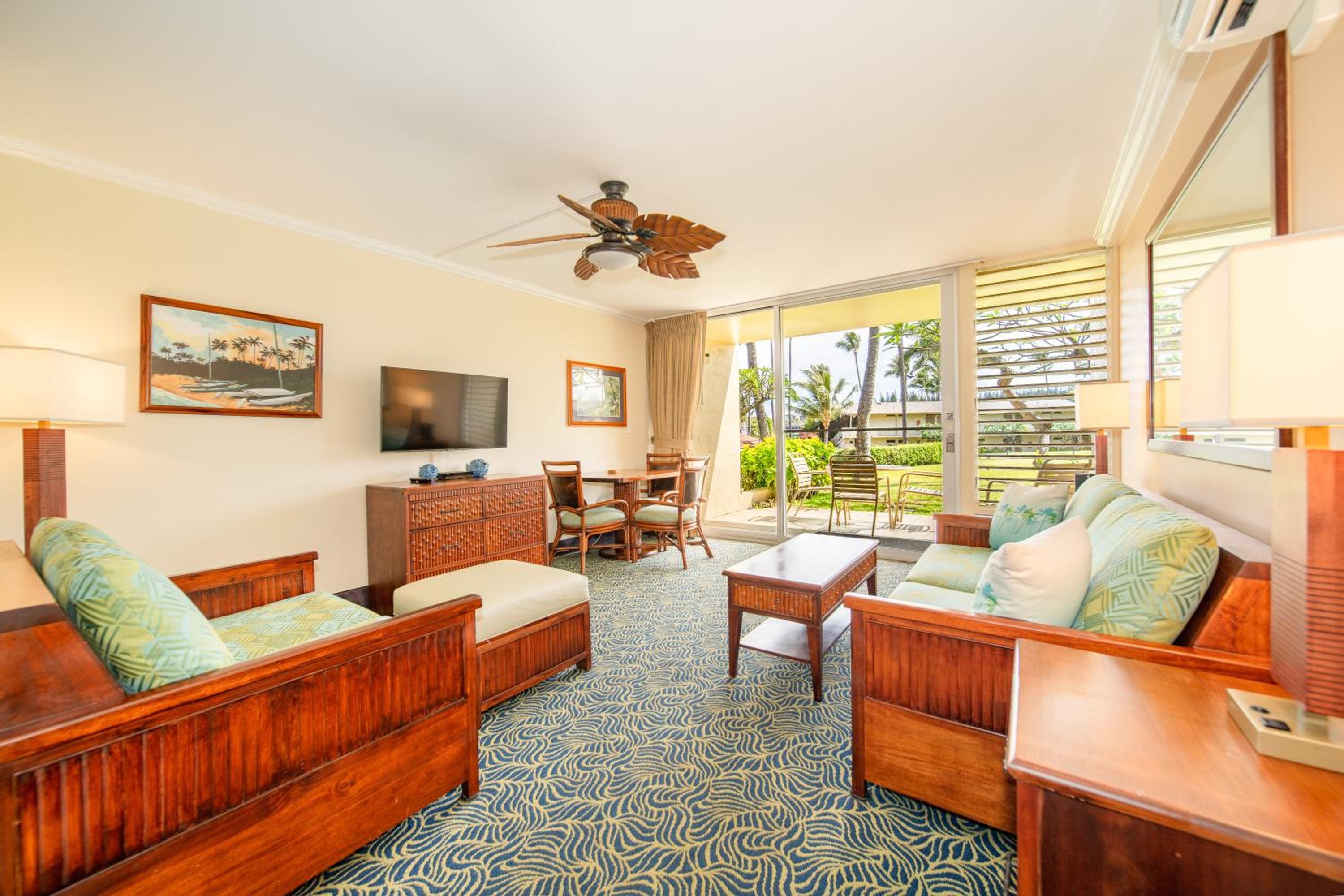 One-Bedroom with Garden View - Photo 11