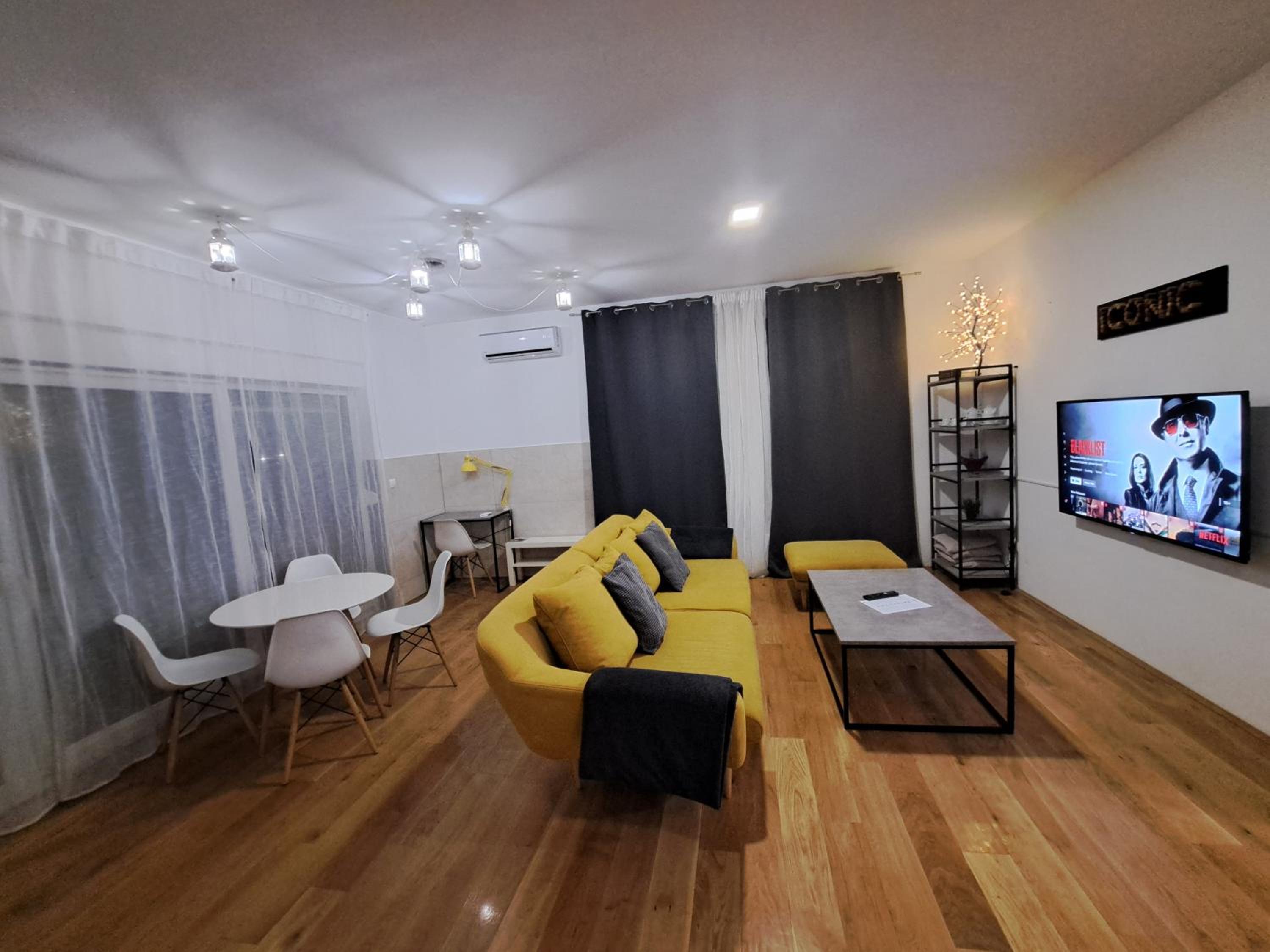 One-Bedroom Apartment