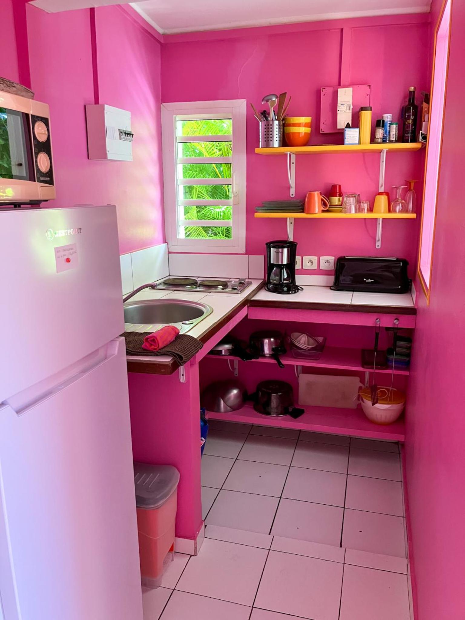 Studio Apartment photo 1