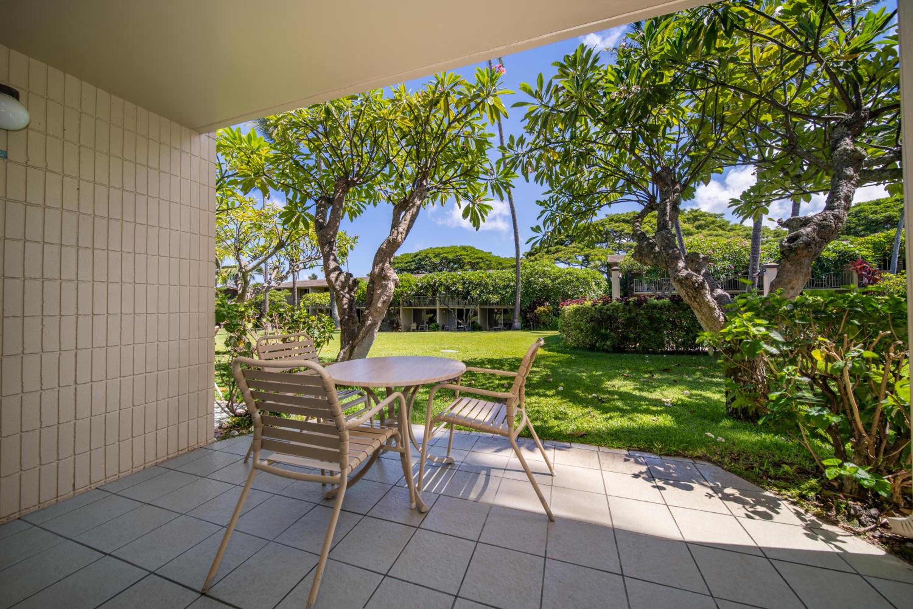 One-Bedroom with Garden View - Photo 16