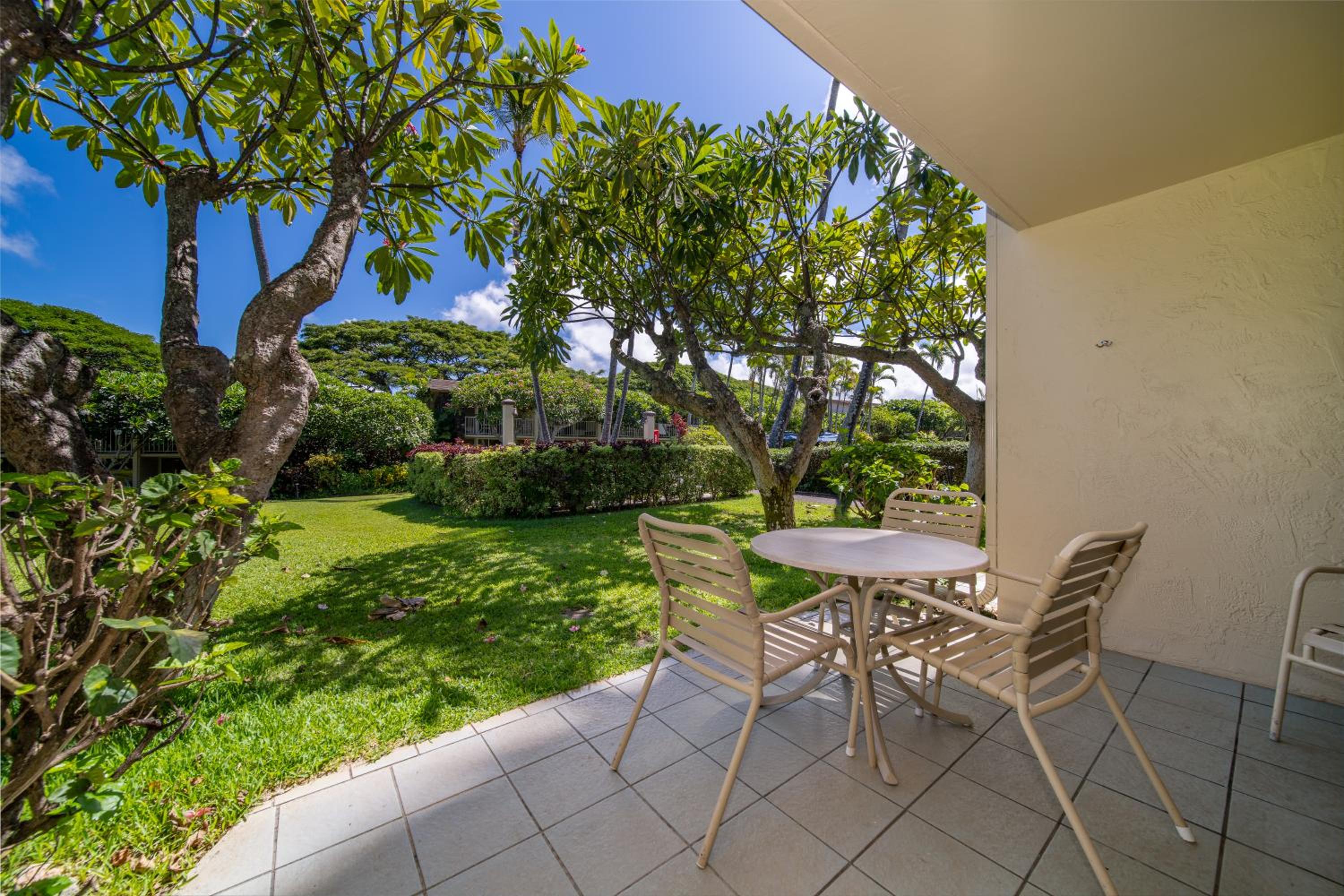 One-Bedroom with Garden View - Photo 17