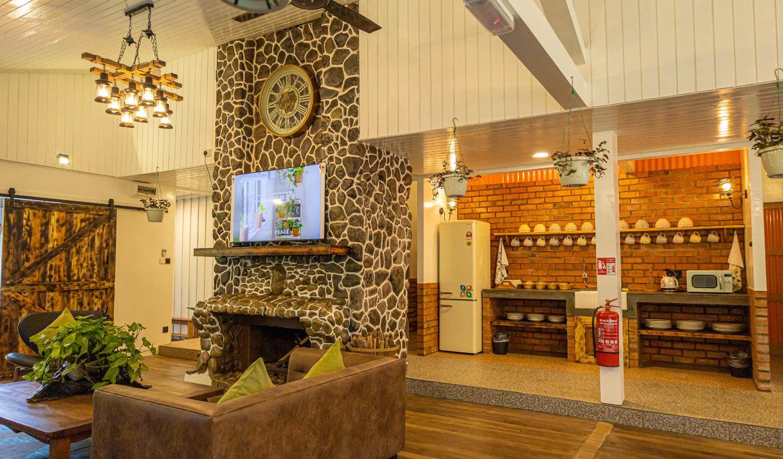 Grace Lodge - Photo 6