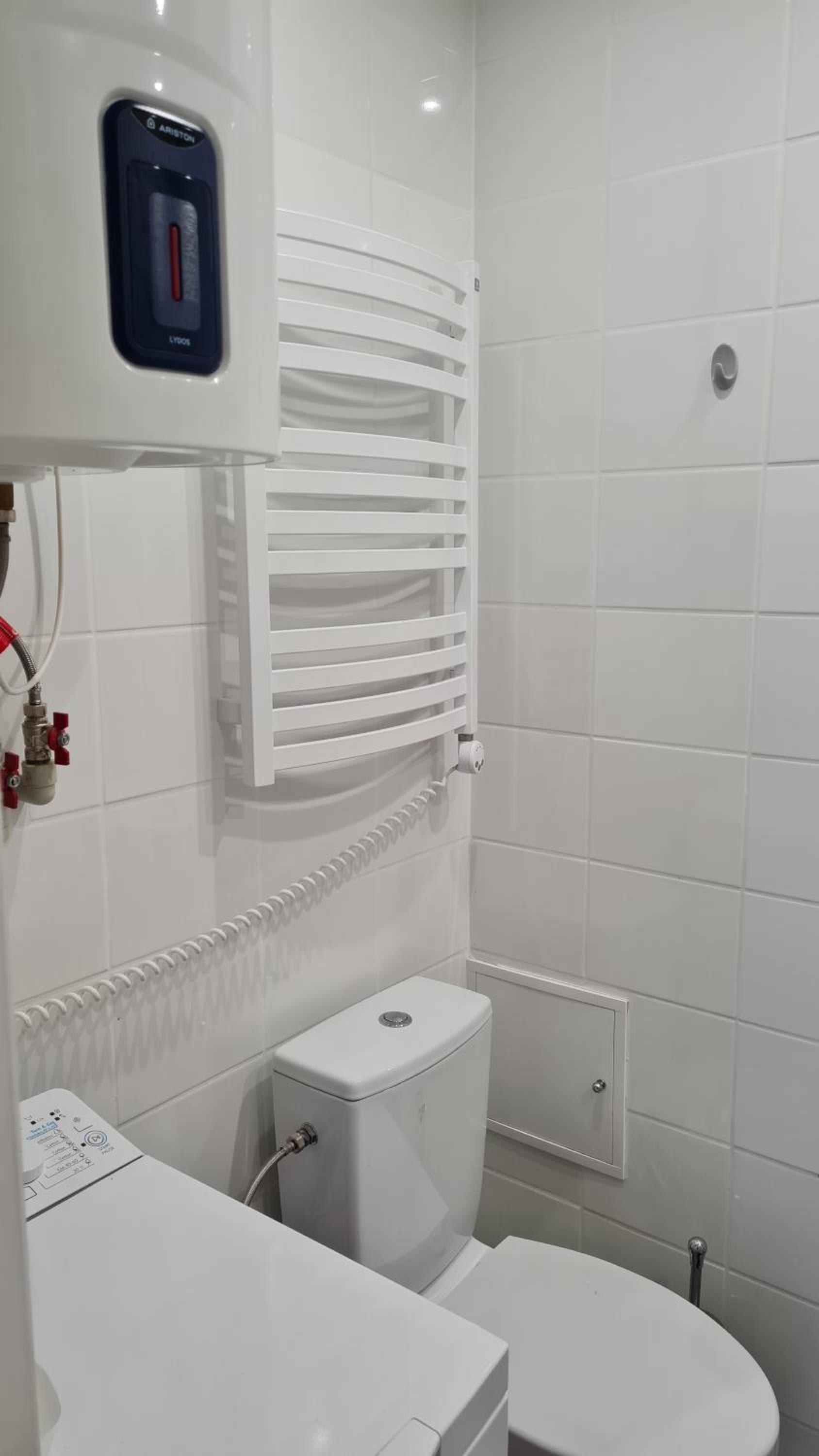 Two-Bedroom Apartment - Photo 18