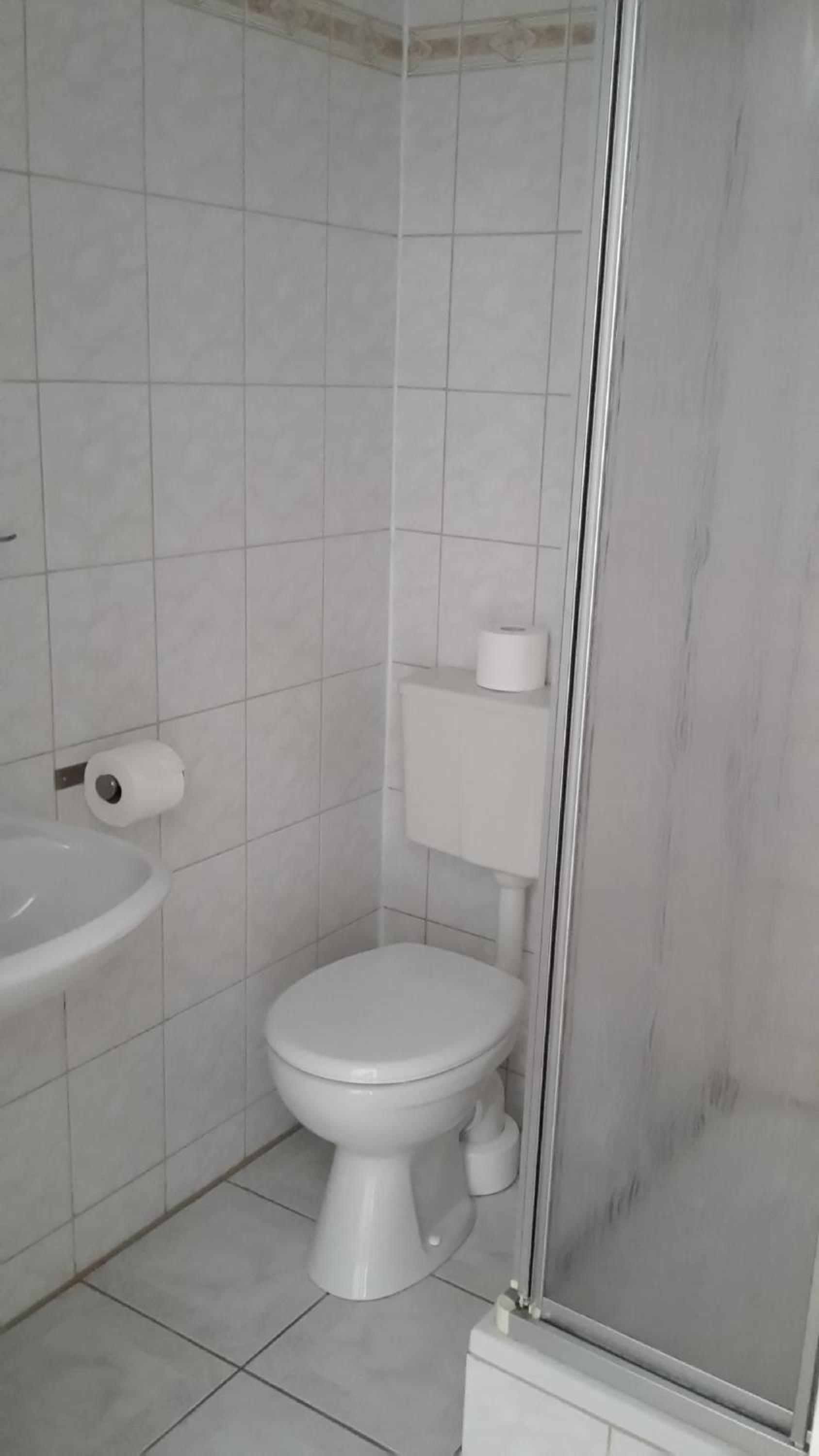 Budget Double Room photo 2