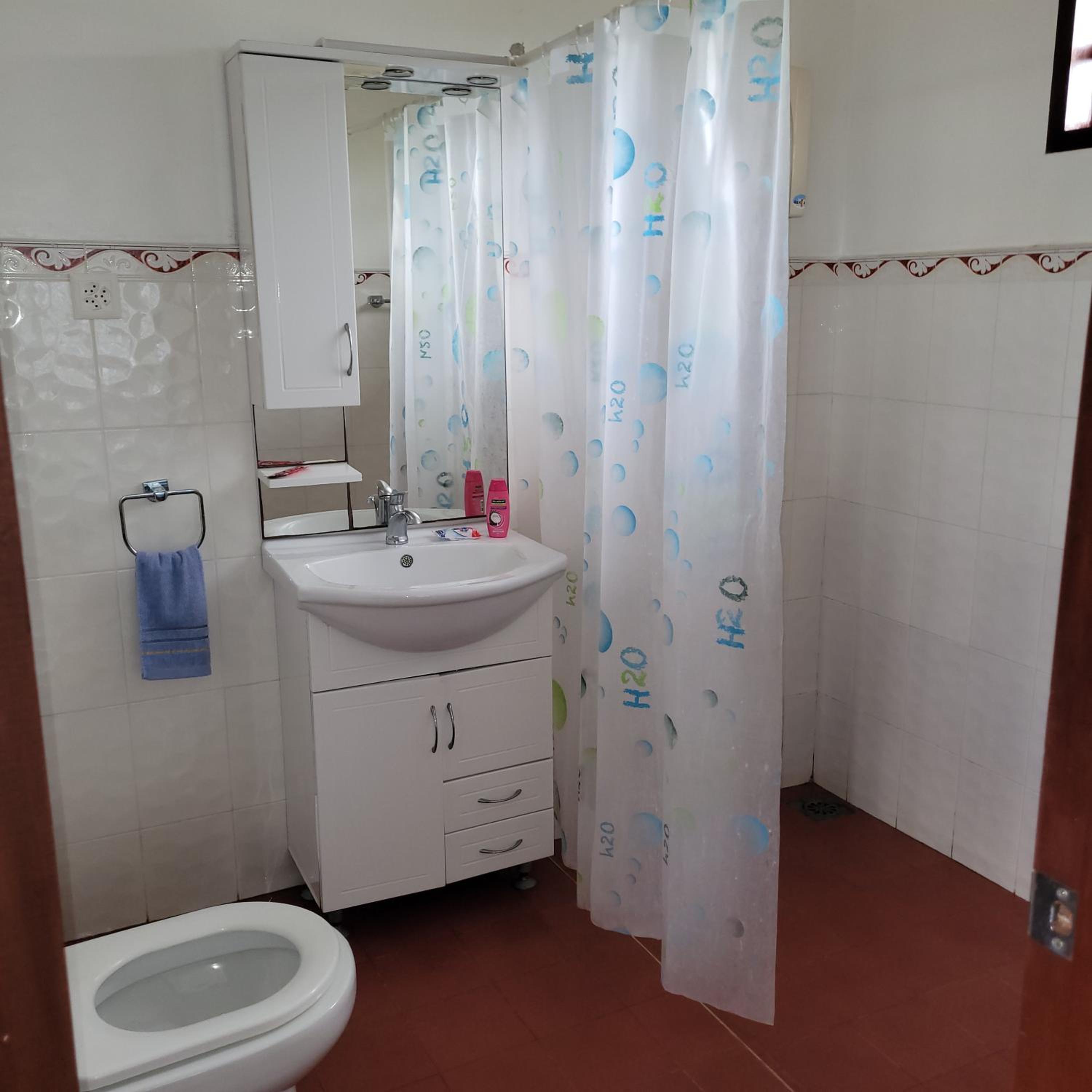 Standard Double Room - Photo 16