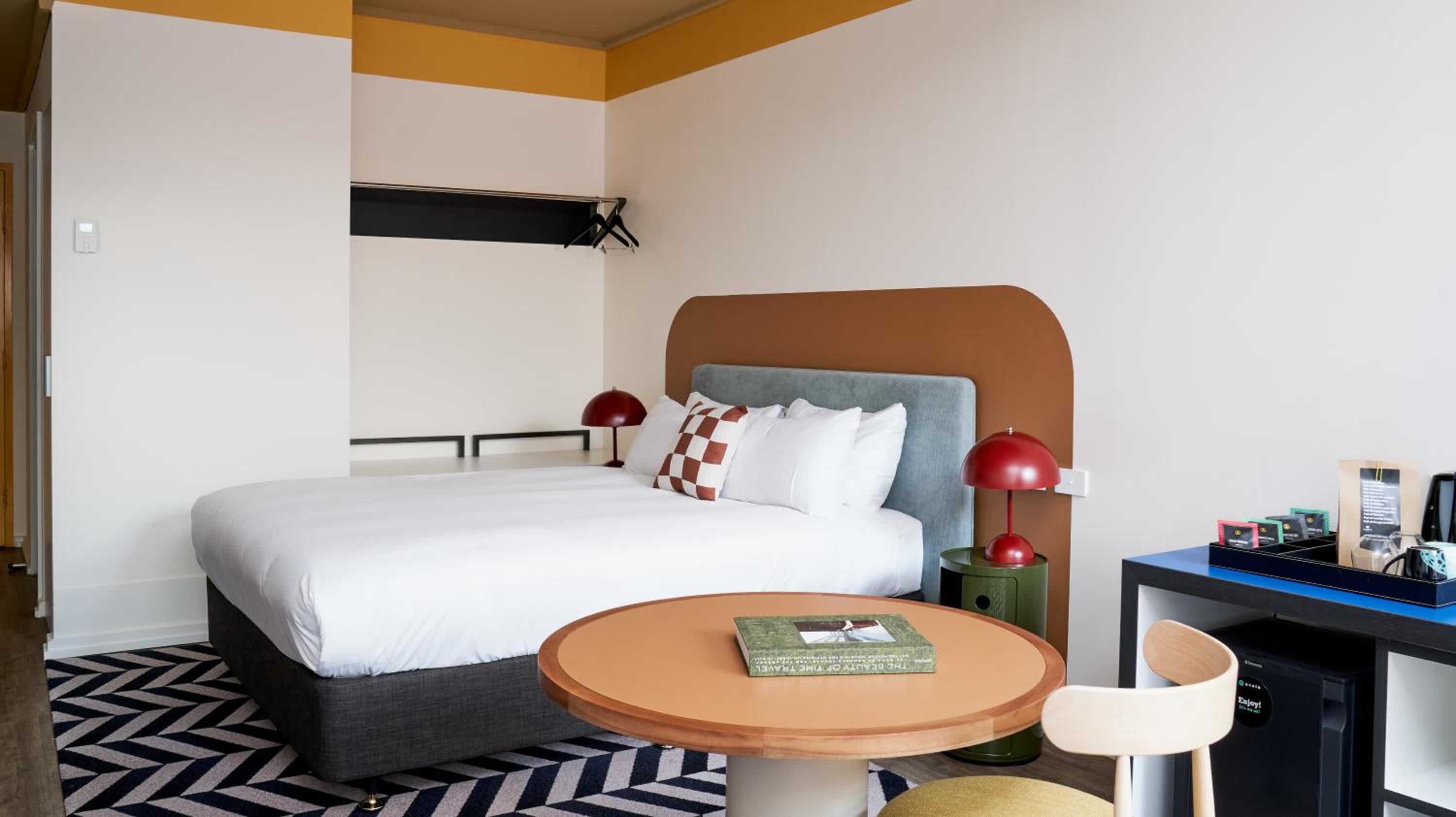 Downtown Studio Suite - Photo 3