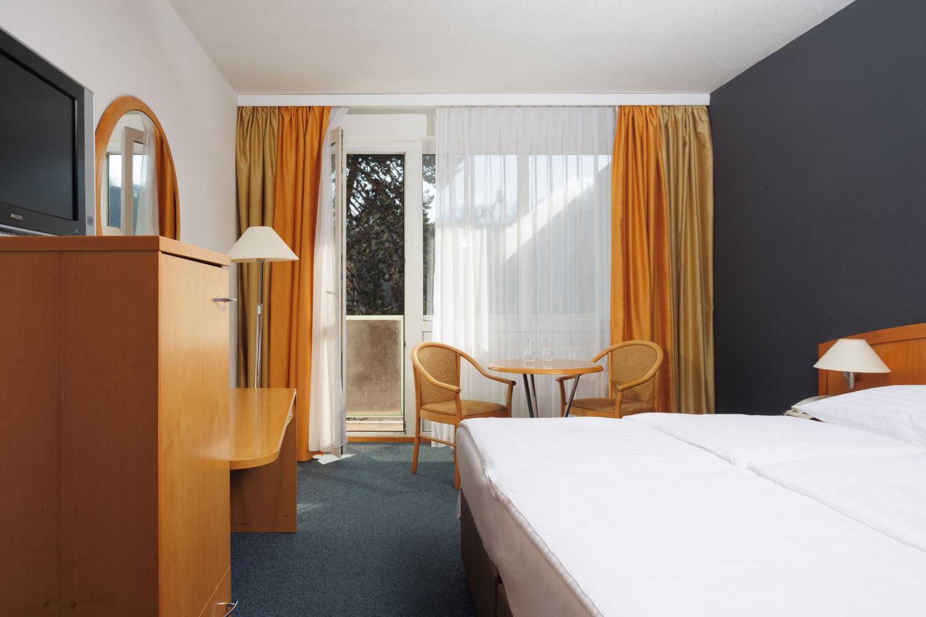 Classic Twin or Double Room - Photo 1