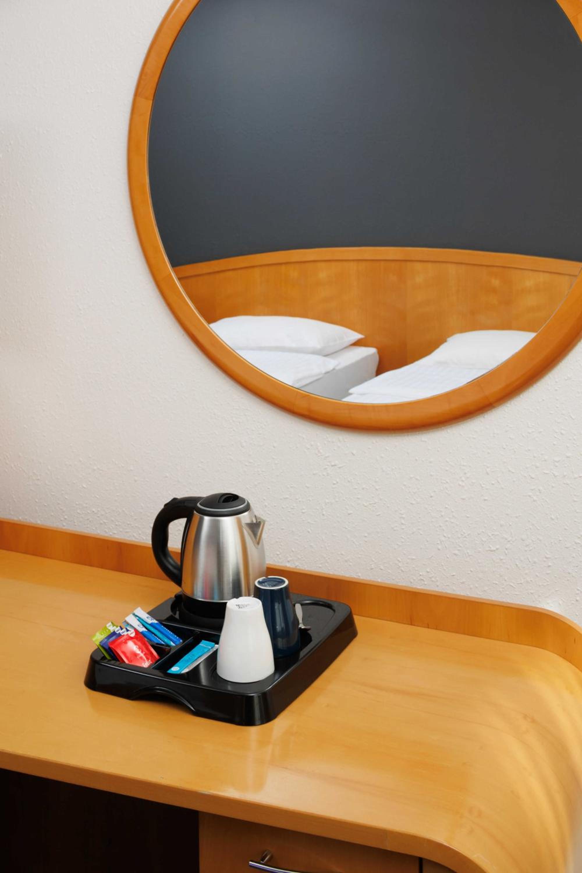 Classic Twin or Double Room - Photo 4