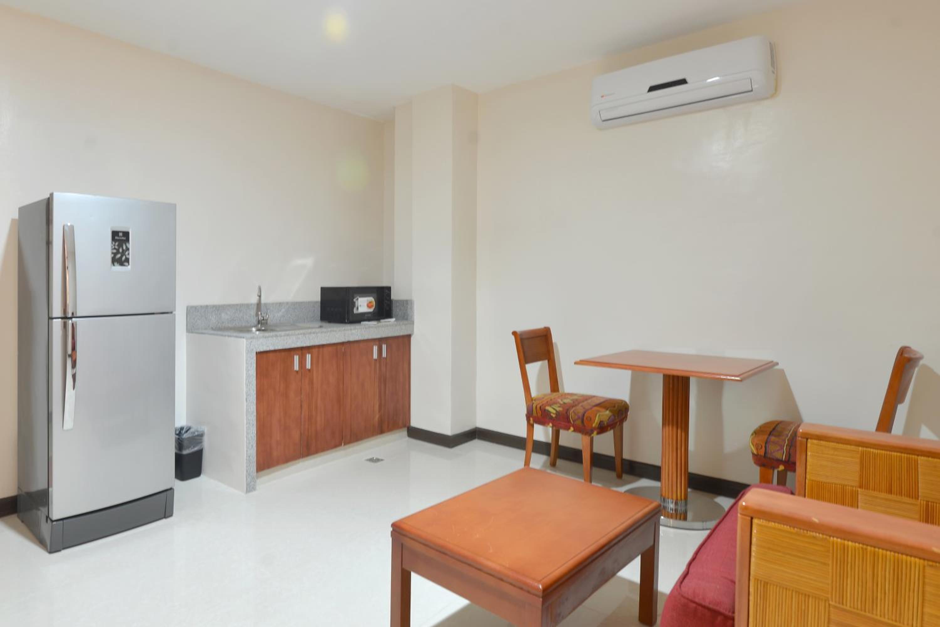 Two-Bedroom Suite photo 2