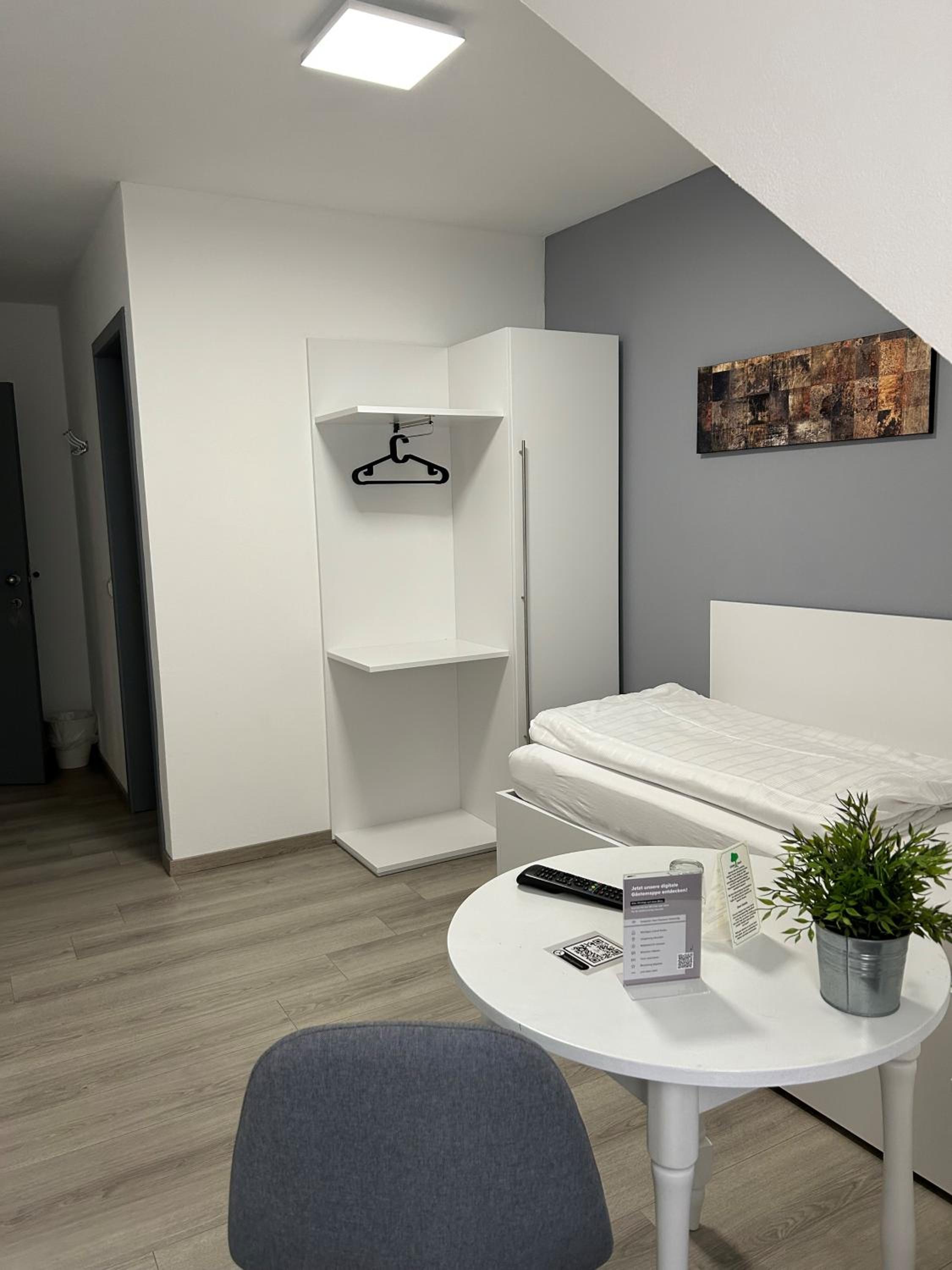 Single Room with Balcony photo 2