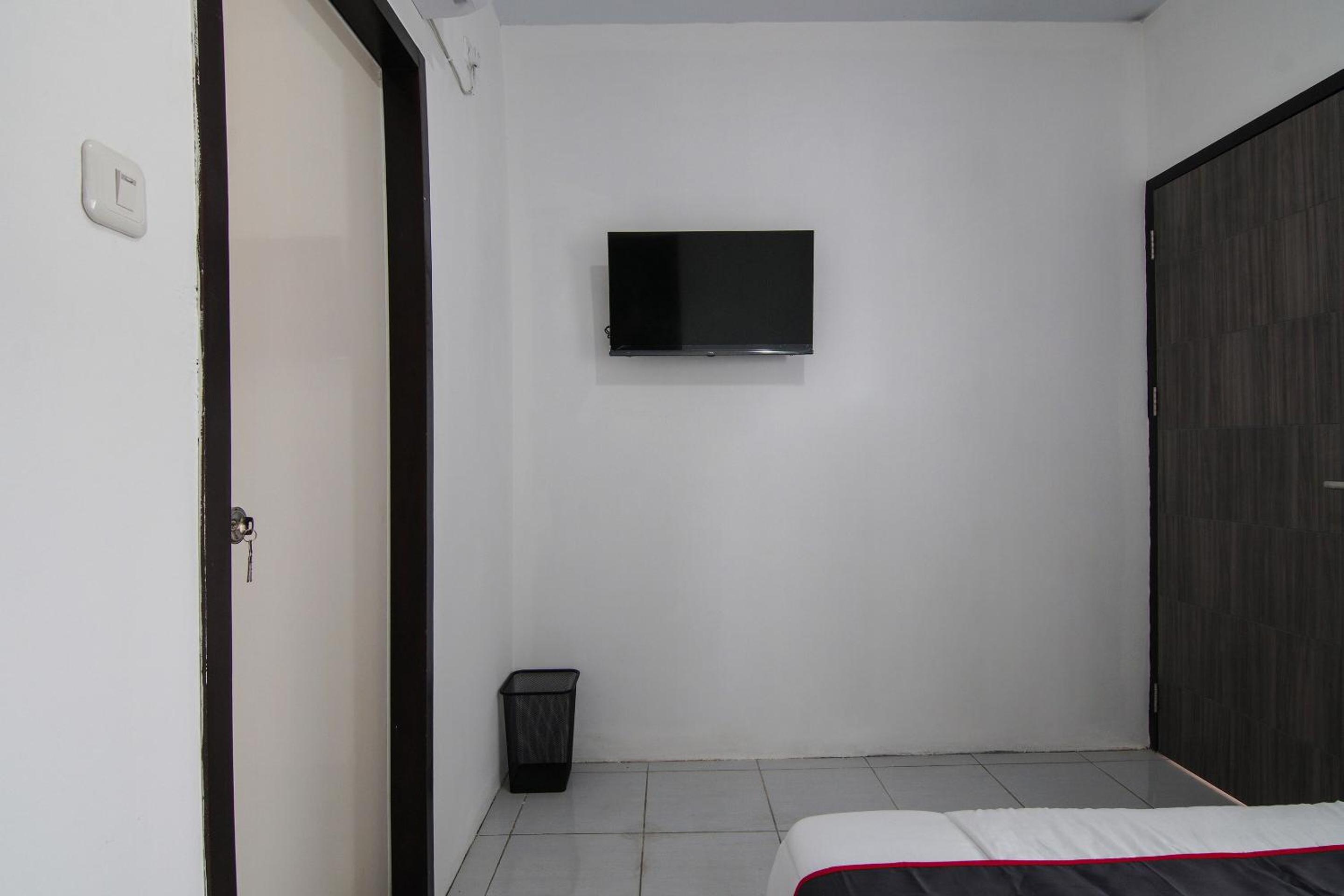 Standard Double Room - Photo 5