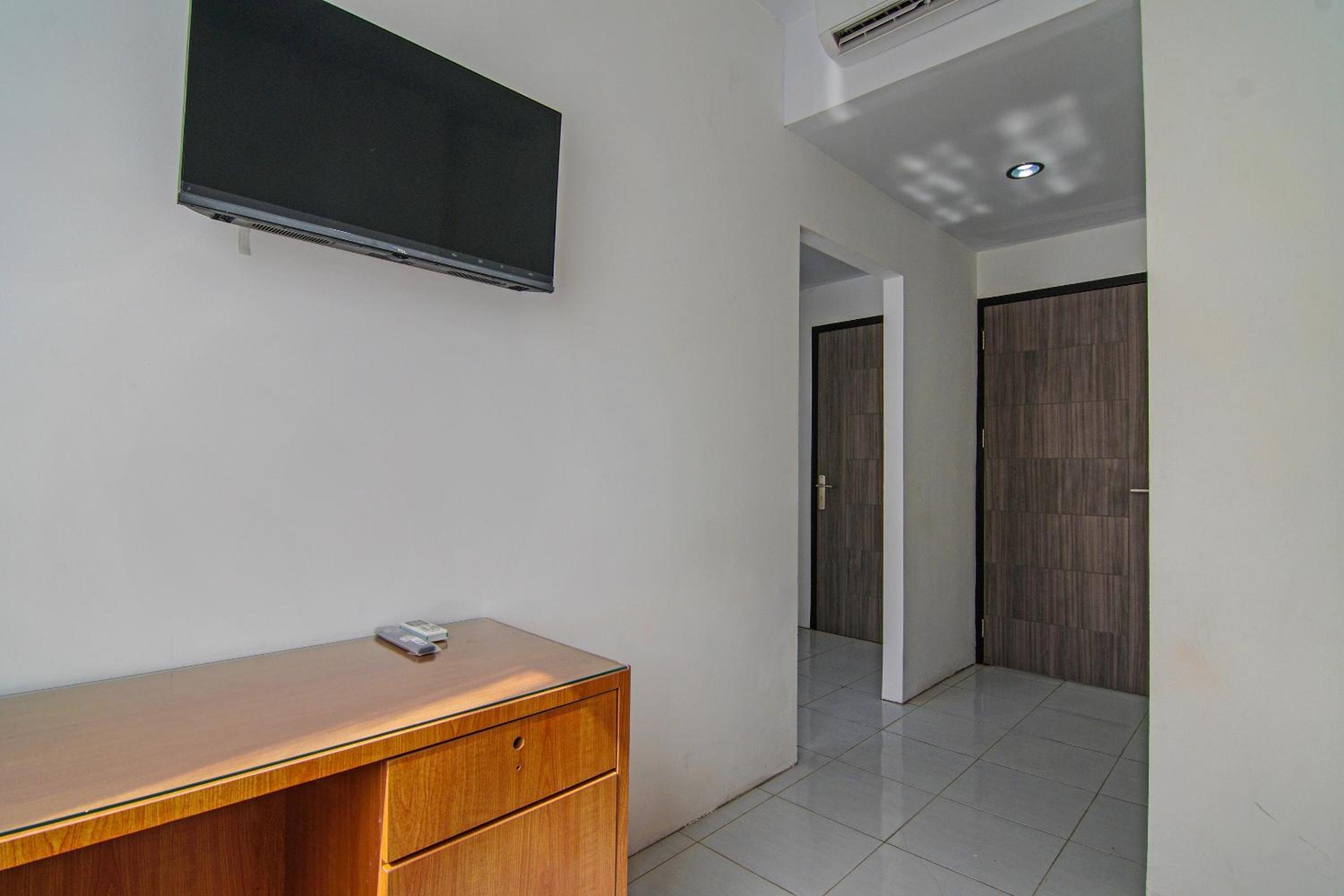 Deluxe Suite - Photo 6