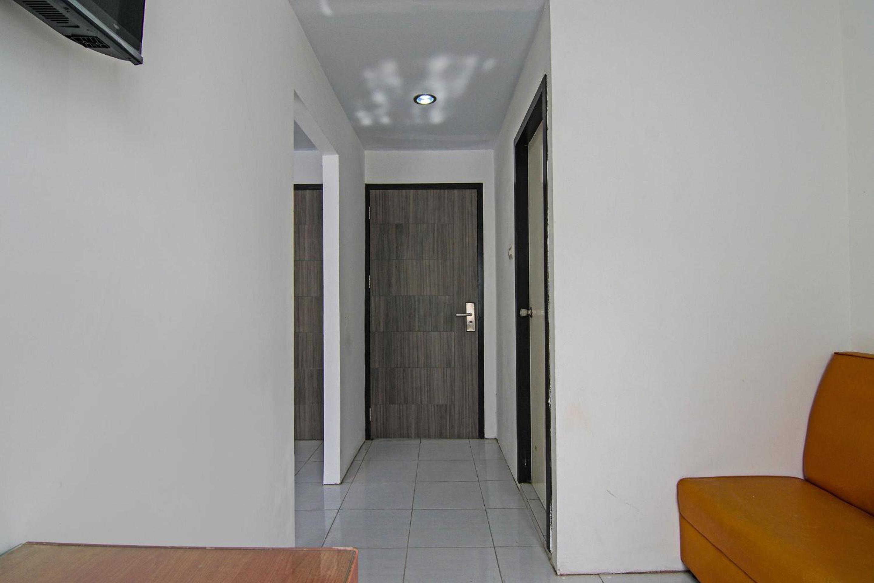 Deluxe Suite - Photo 7
