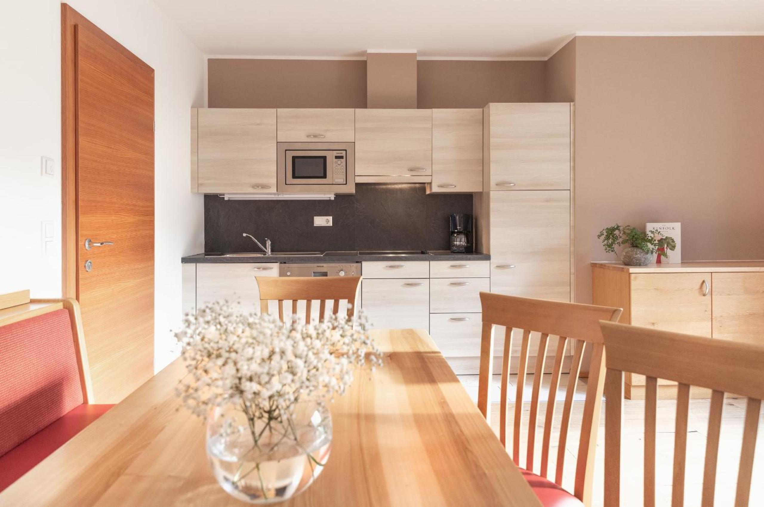 Apartment - Split Level photo 2