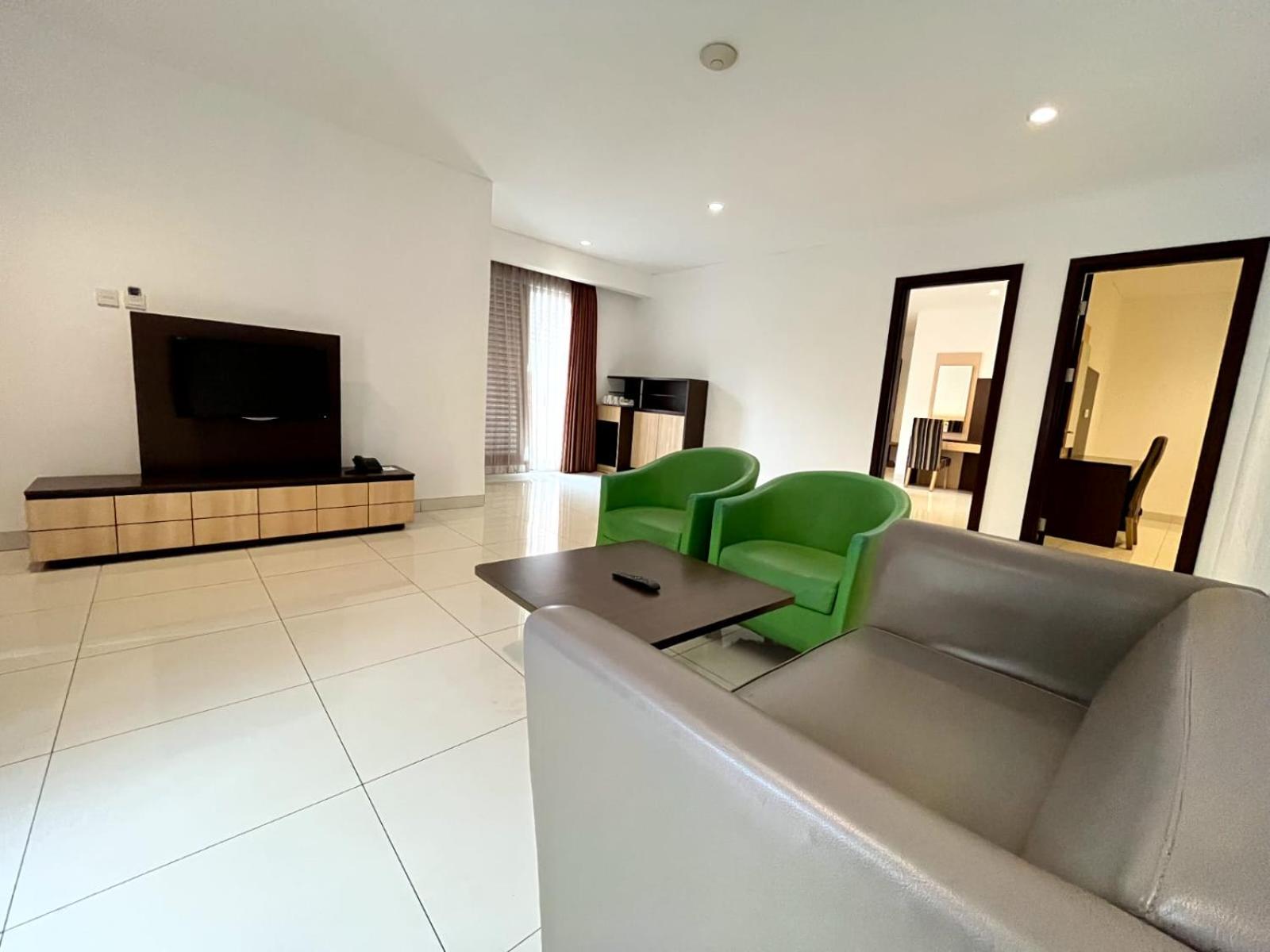 Three-Bedroom Bungalow photo 1