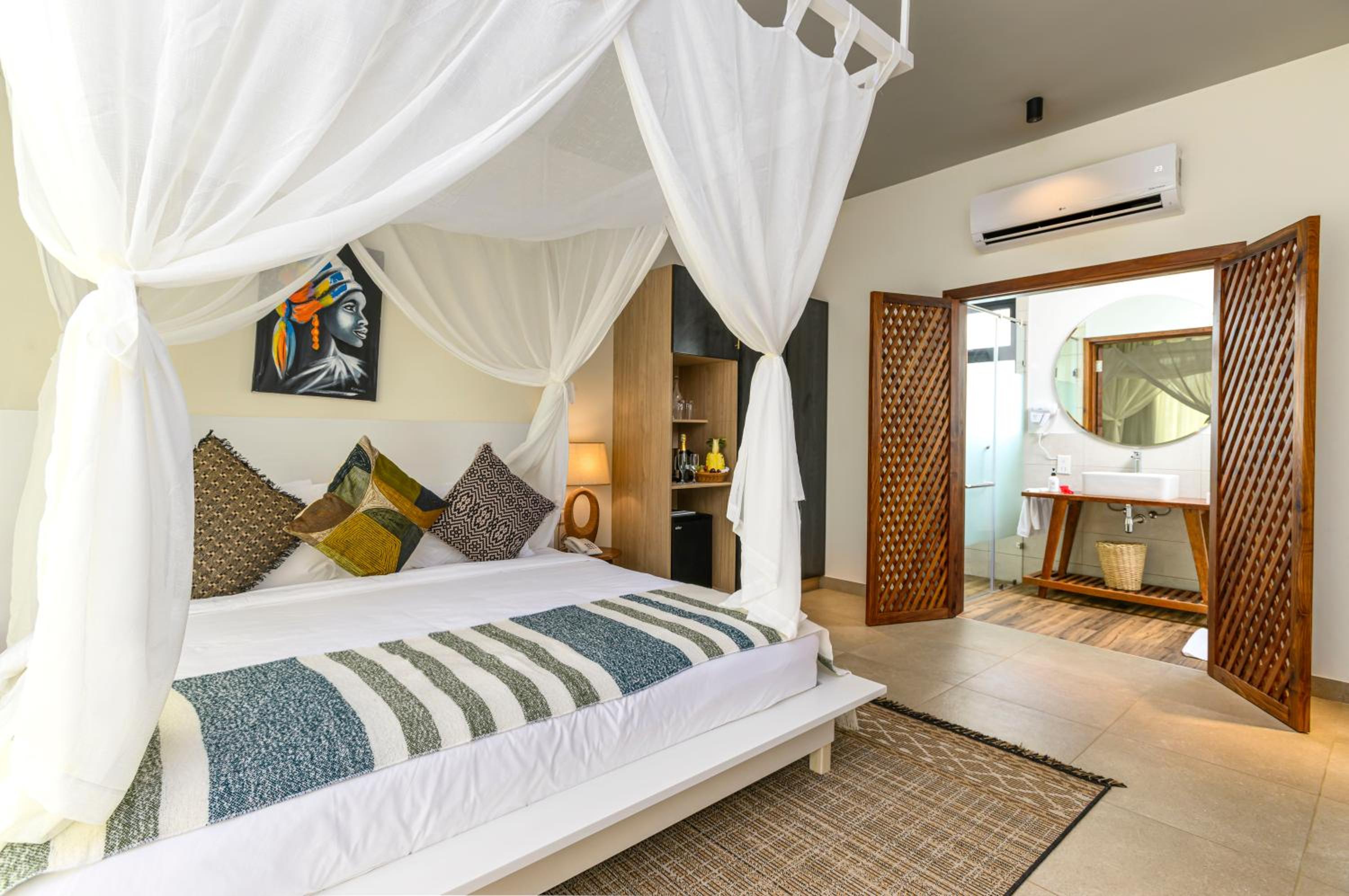 Double Room with Sea View - Photo 1