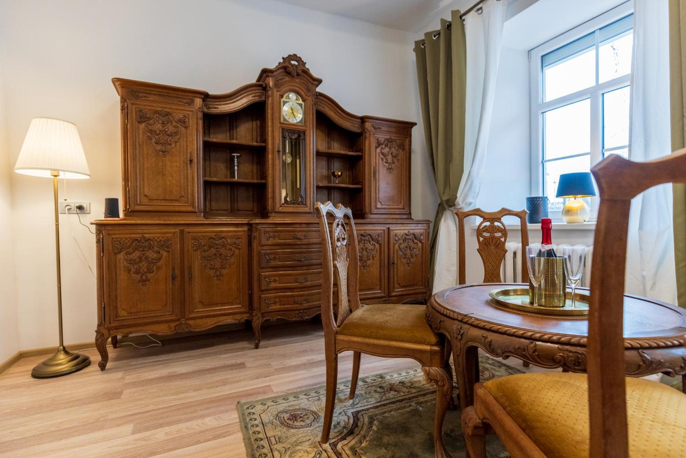 Apartment - Photo 25