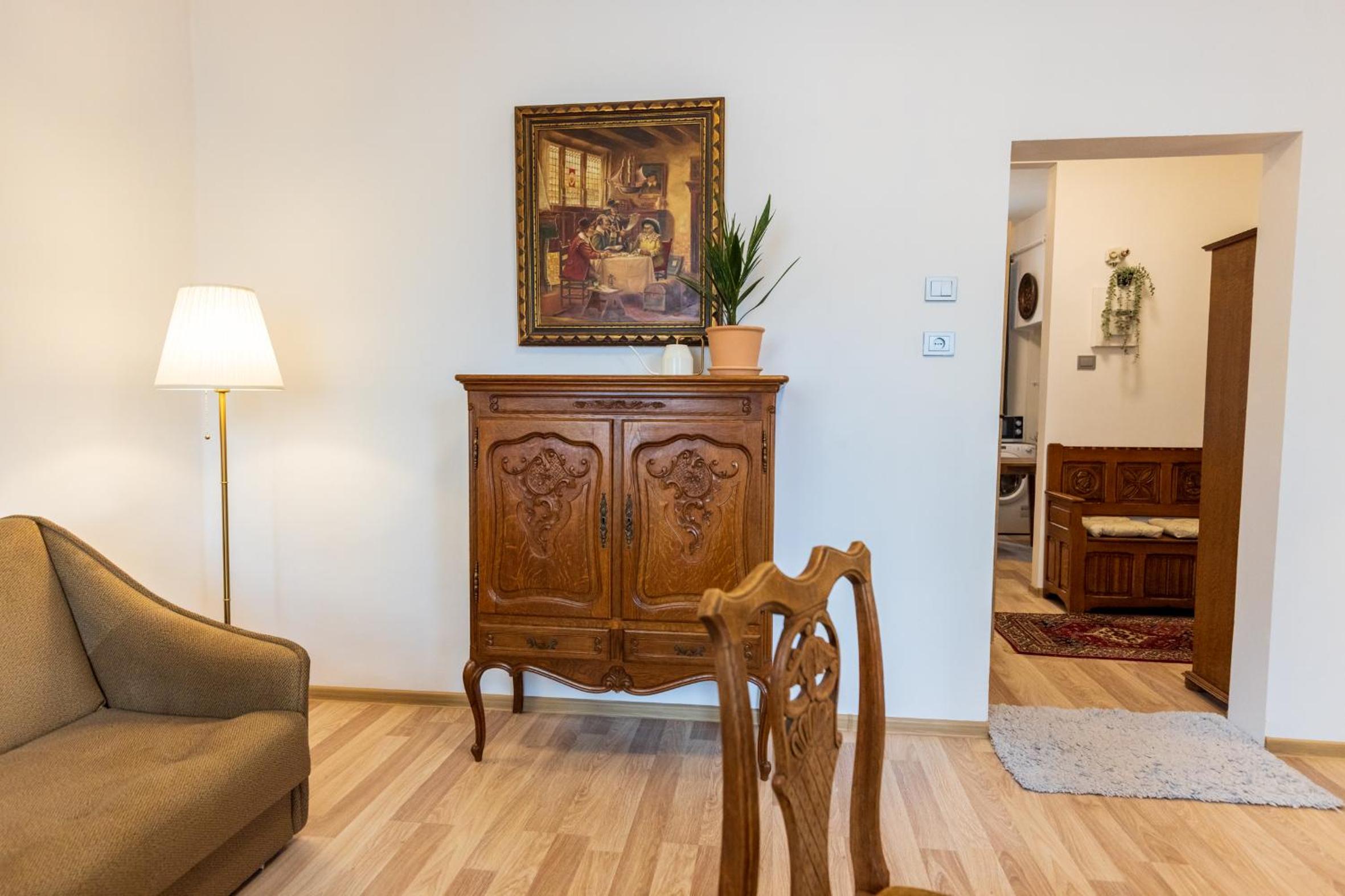 Apartment - Photo 18