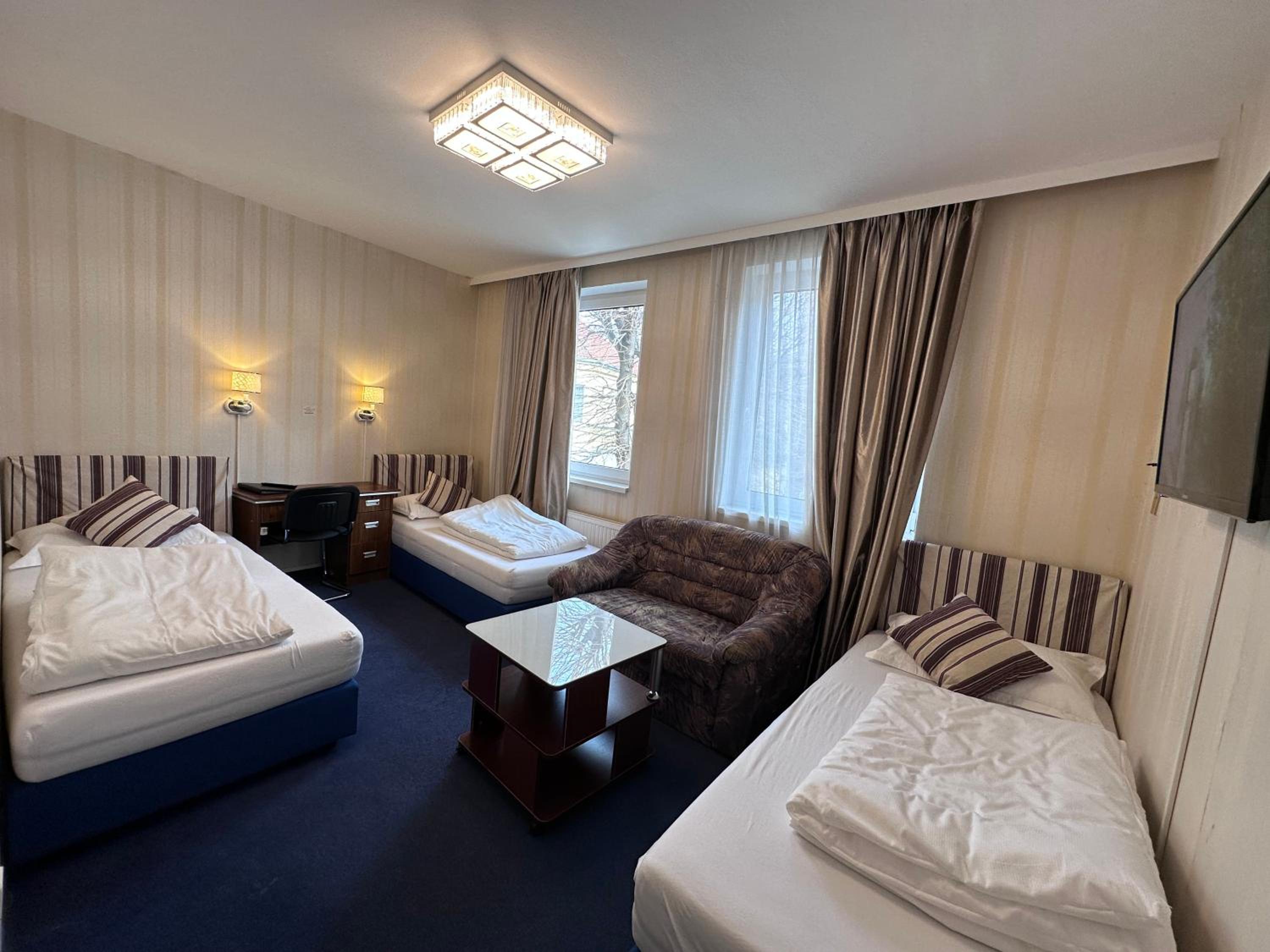 Triple Room - Photo 1