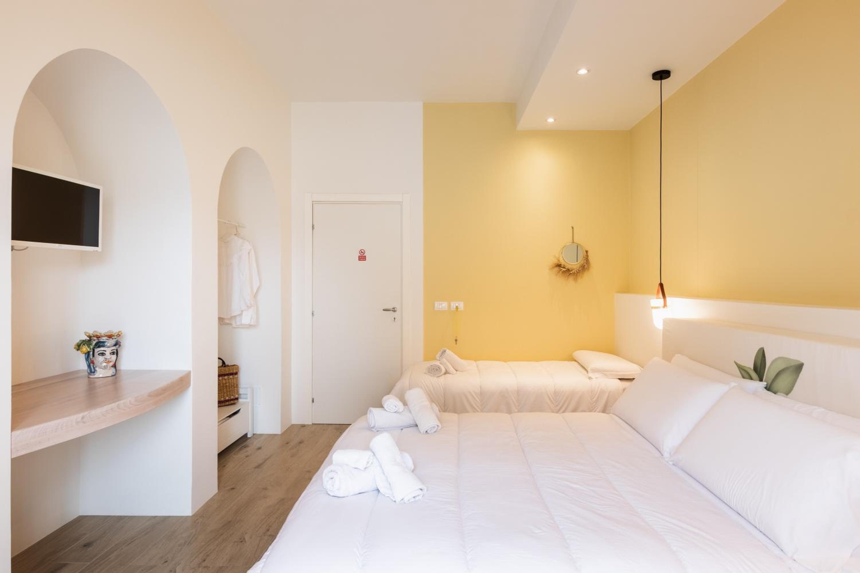 Double or Twin Room photo 3