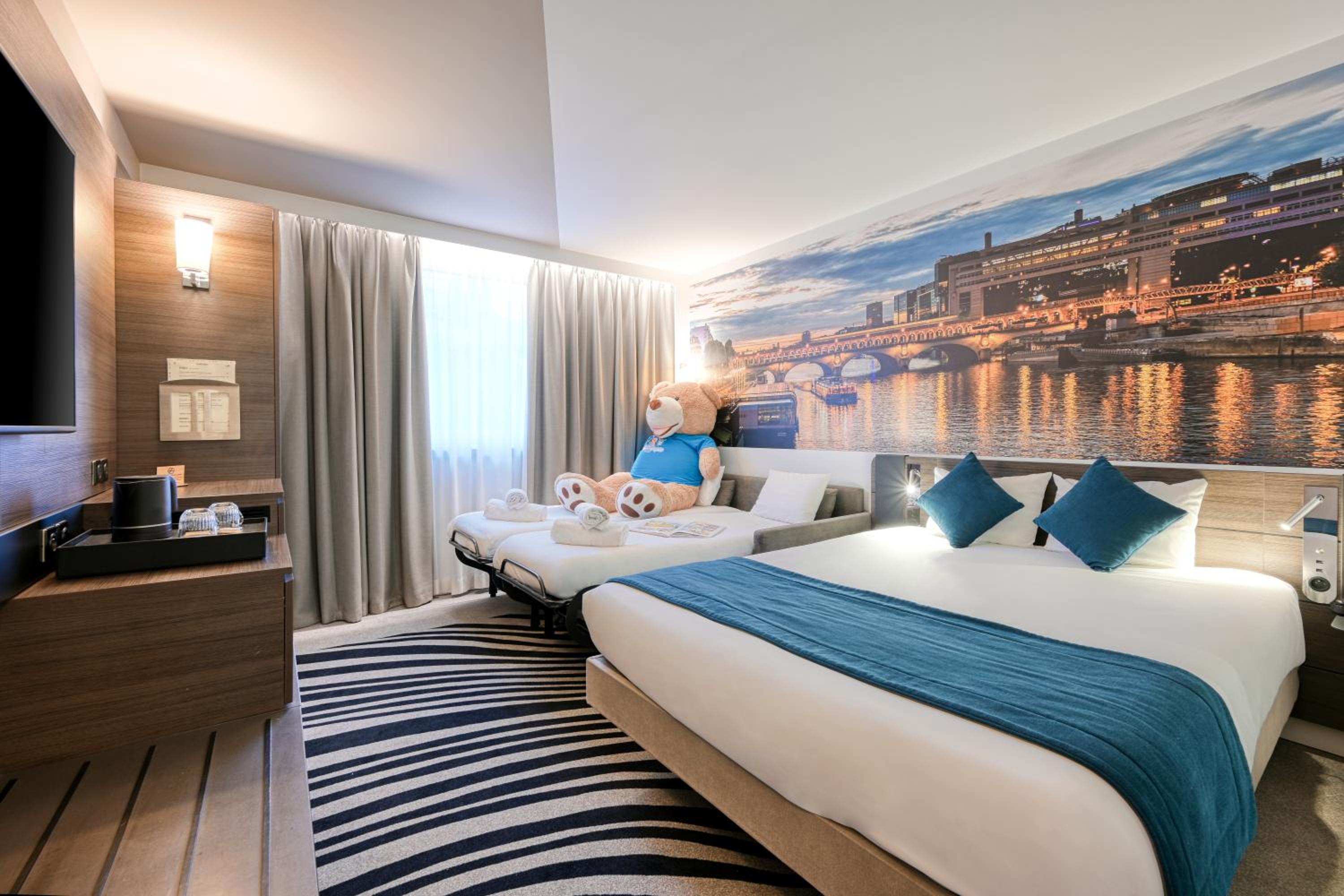 Family Superior Room with Sofa Bed - Photo 2