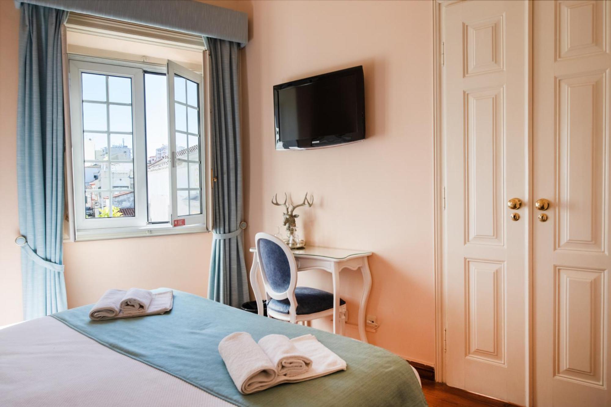 Standard Double Room - Photo 1