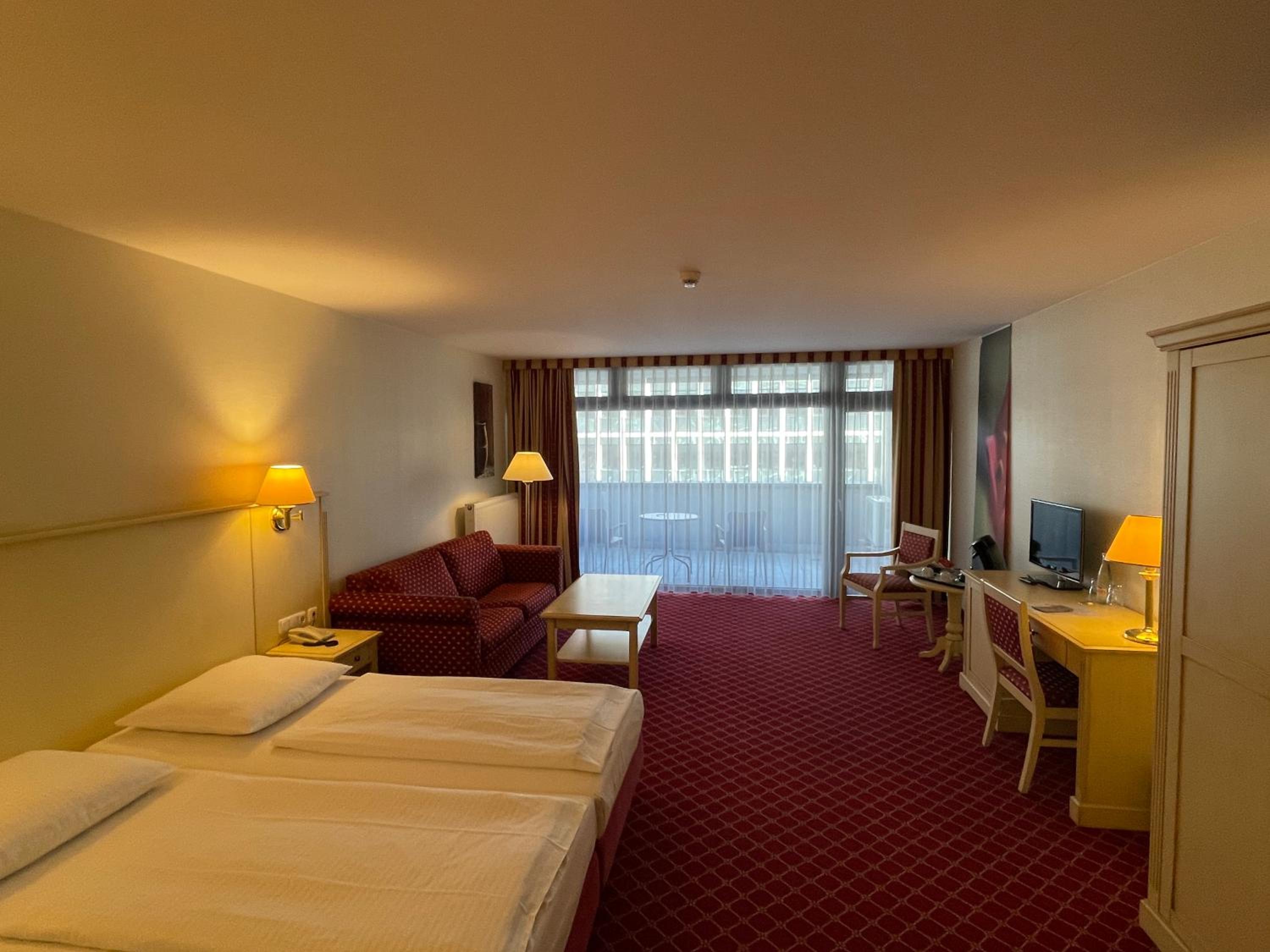 Large Double or Twin Room