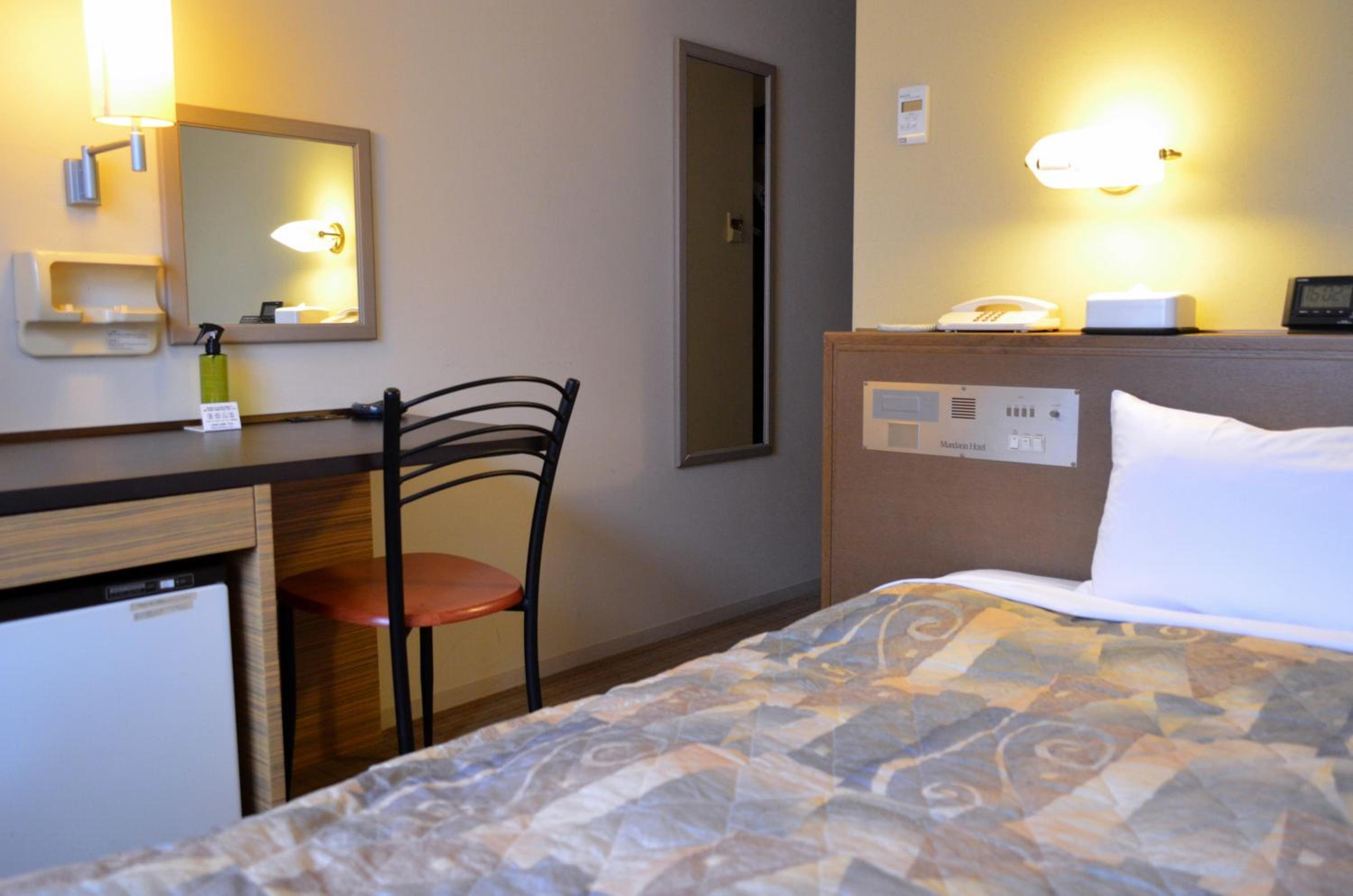 Double Room with Small Double Bed - Smoking photo 1