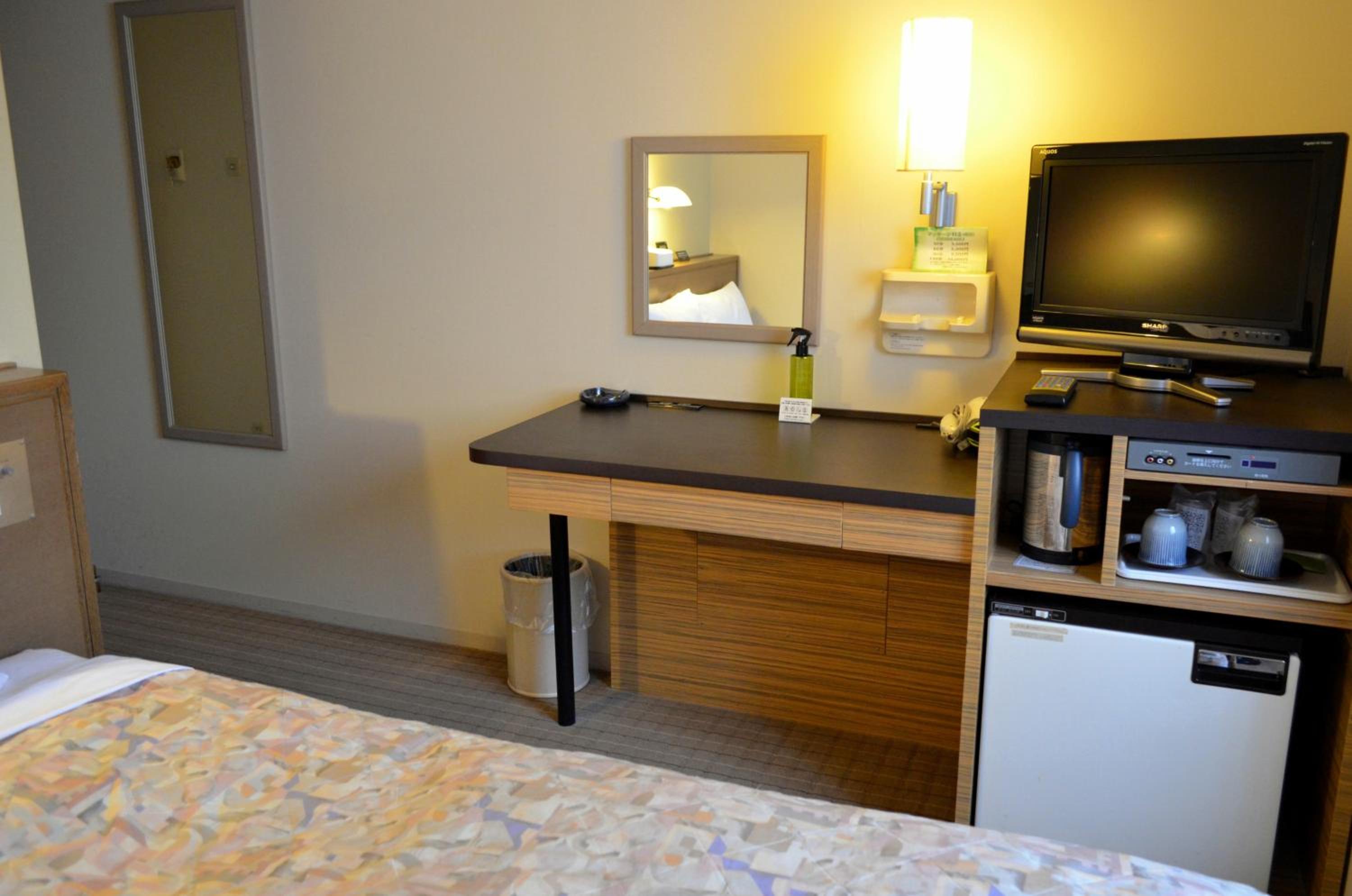 Economy Double Room - Single Use - Smoking photo 3