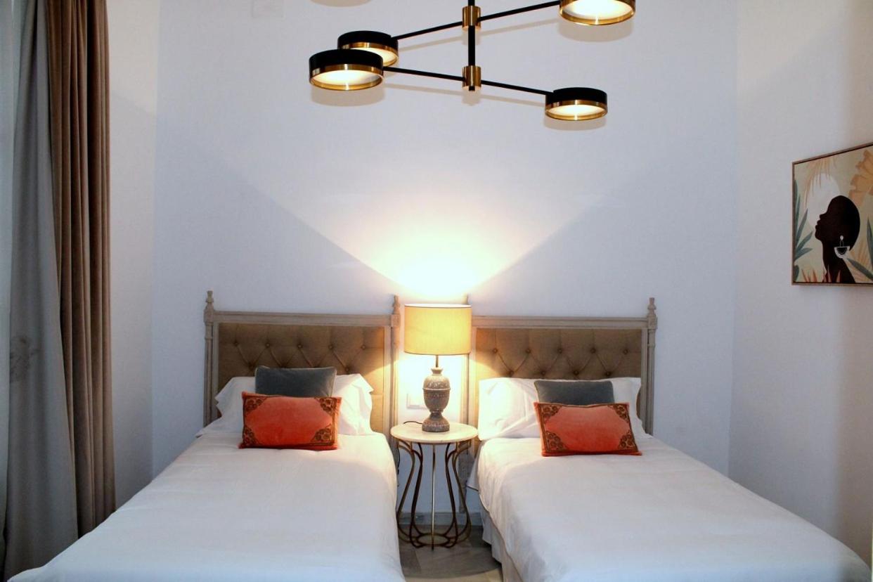 Double Room - Photo 5