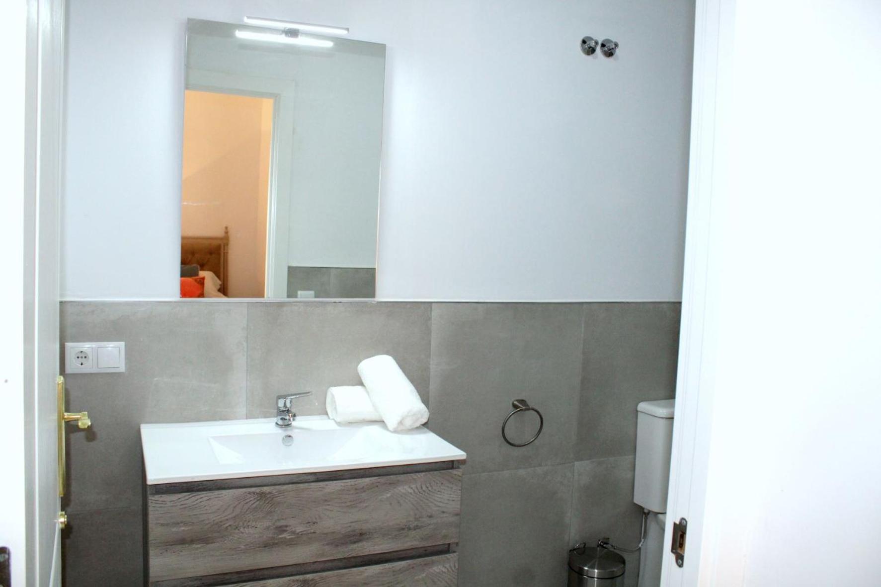 Double Room - Photo 34