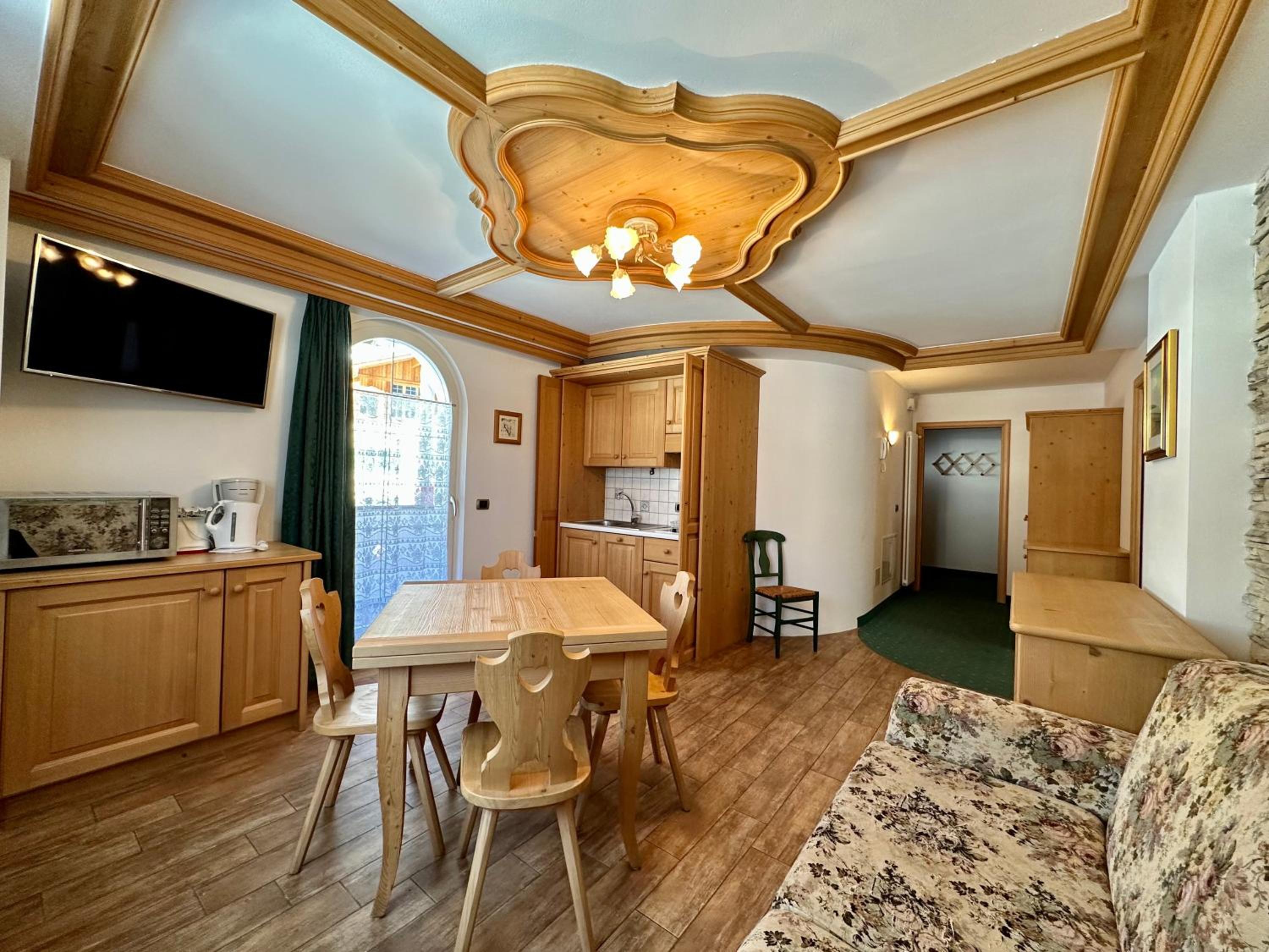Deluxe Family Suite