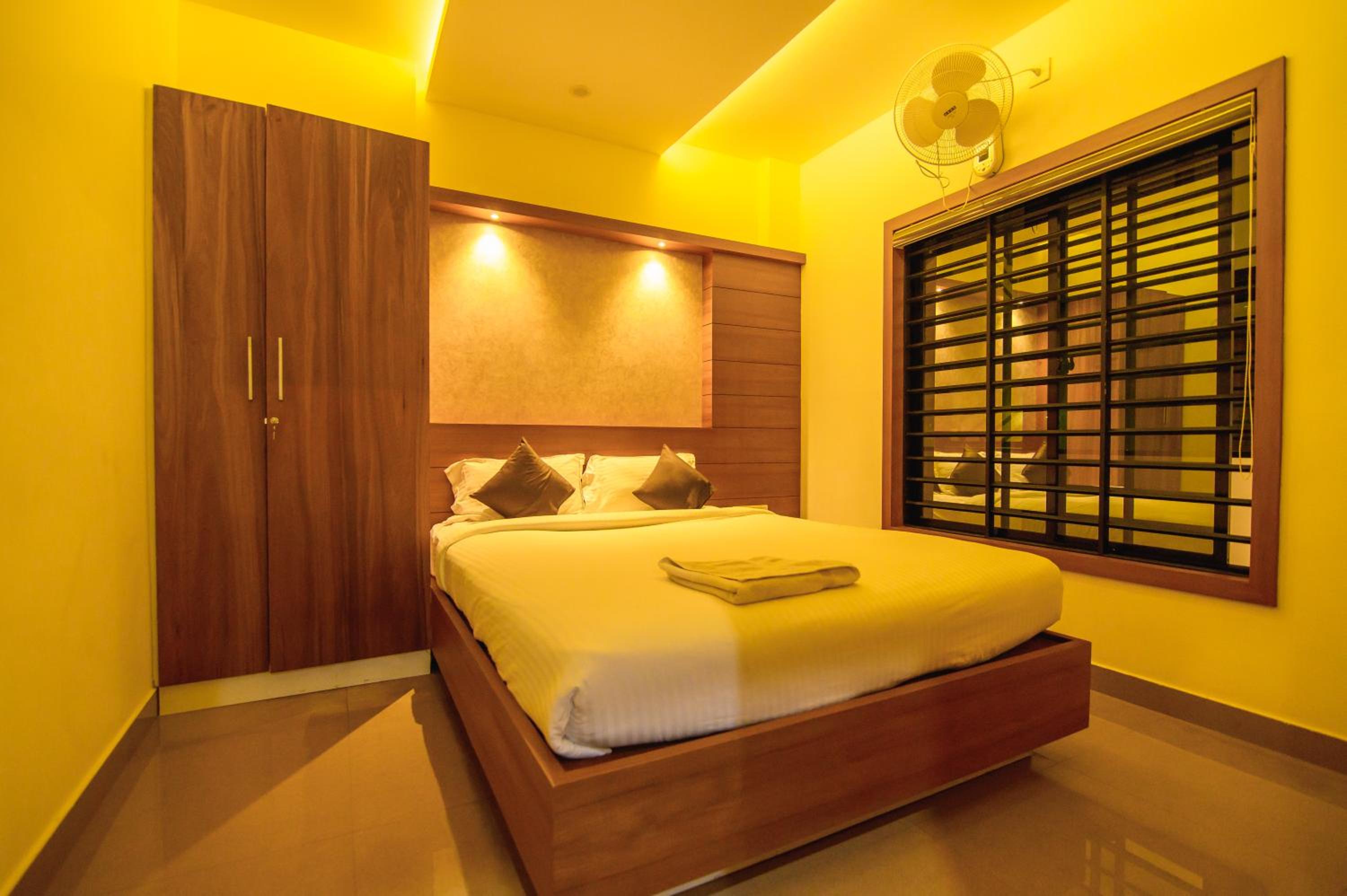Deluxe Room - Photo 1