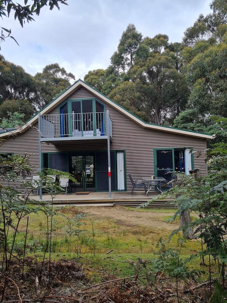 Family House, 2 Bedrooms, Accessible, Mountain View - Photo 3