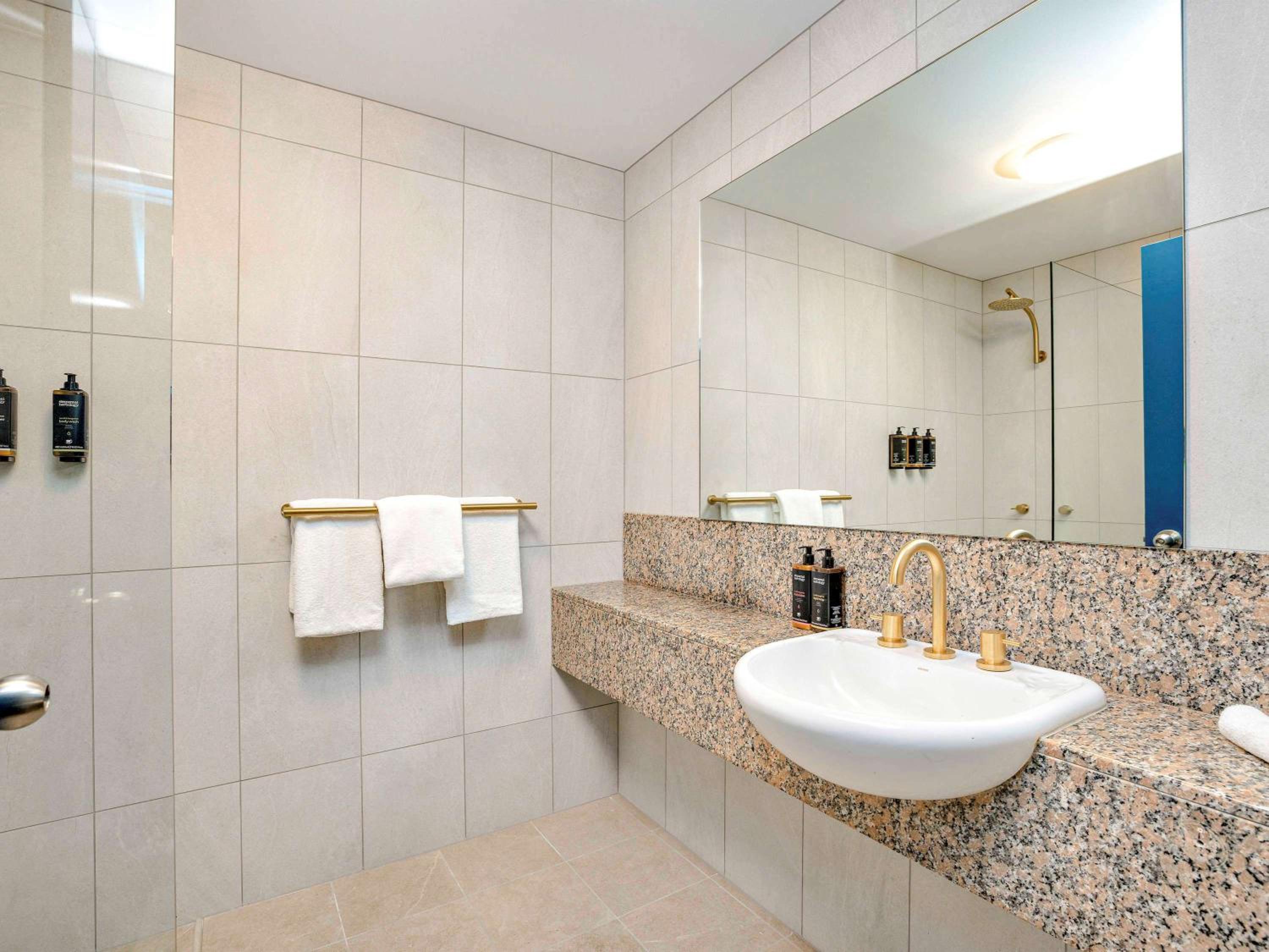 Executive King Room - Photo 2