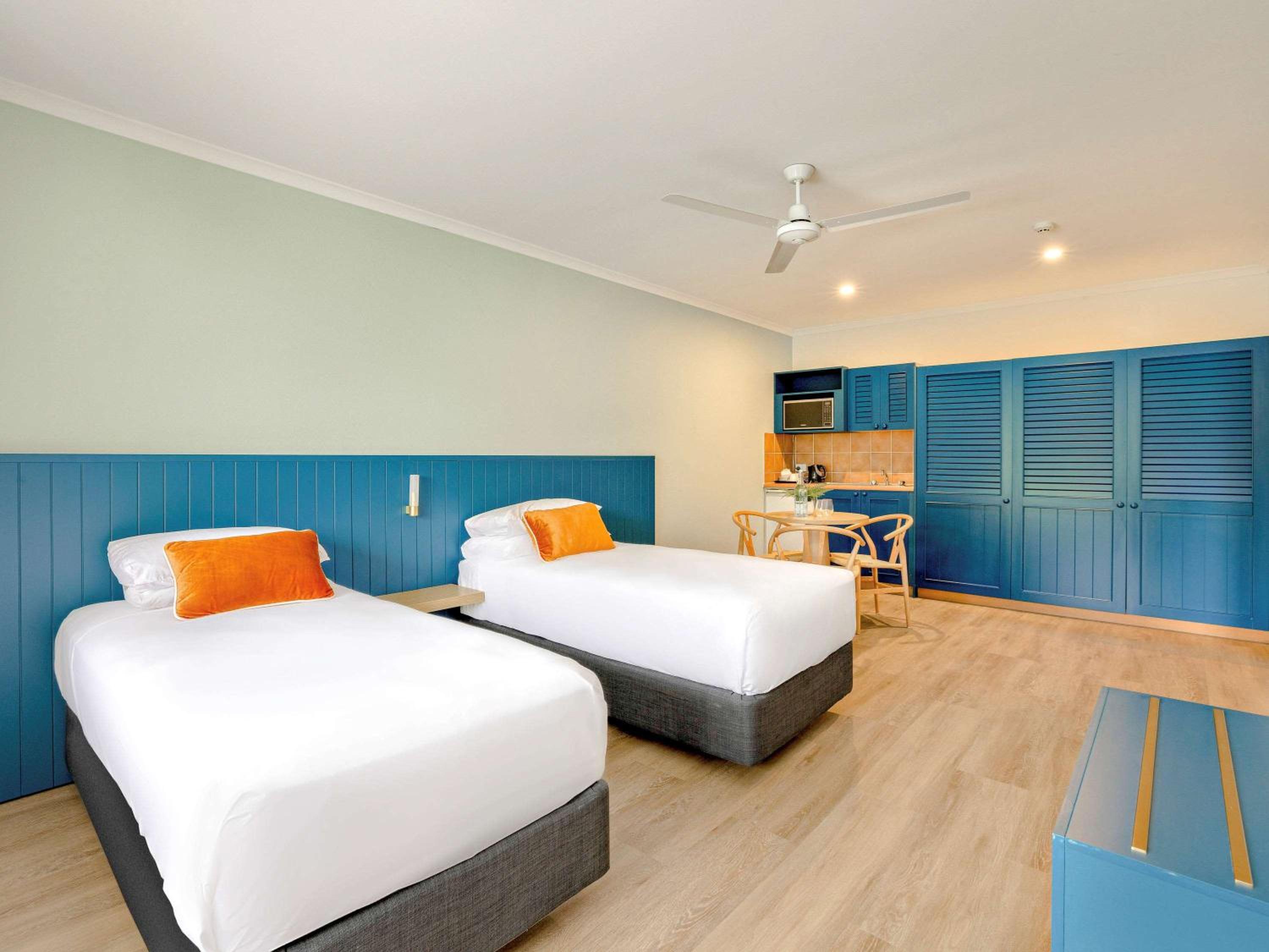 Family Room with One Queen and Two Twin Beds - Photo 5
