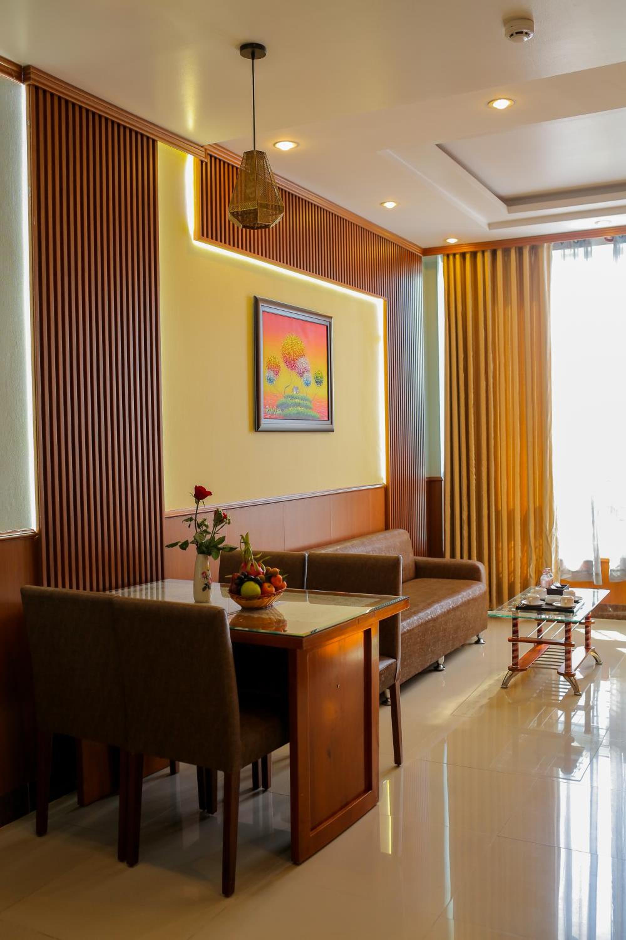 One-Bedroom Apartment