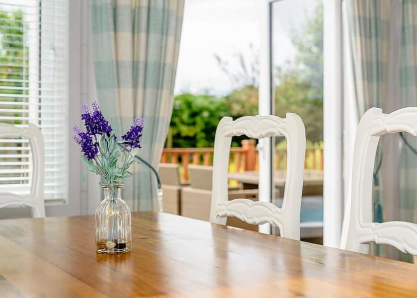 One-Bedroom House photo 2