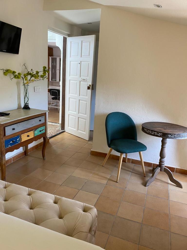 Double Room - Photo 4