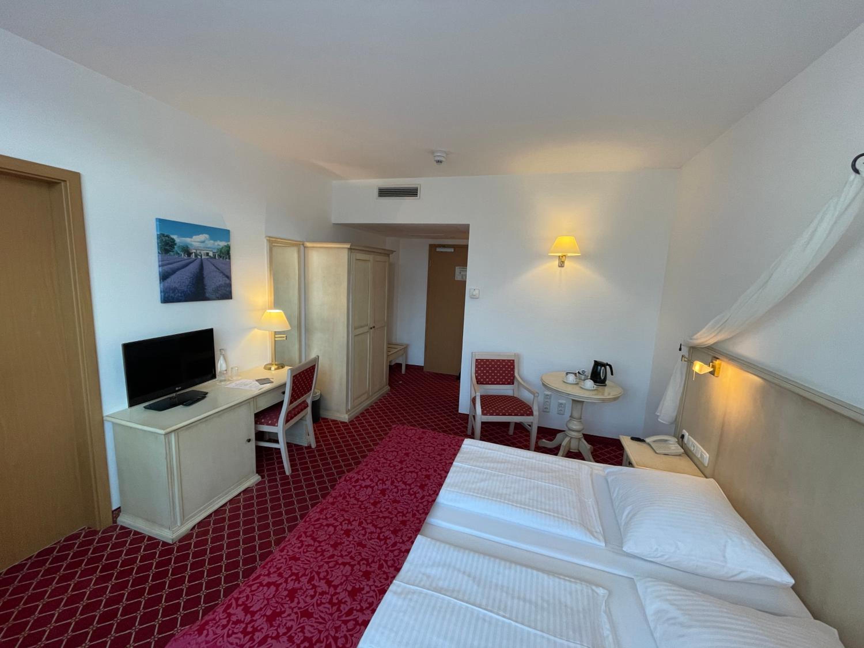 Standard Plus Double Room