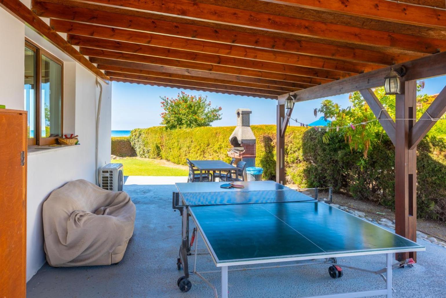 Villa photo 1