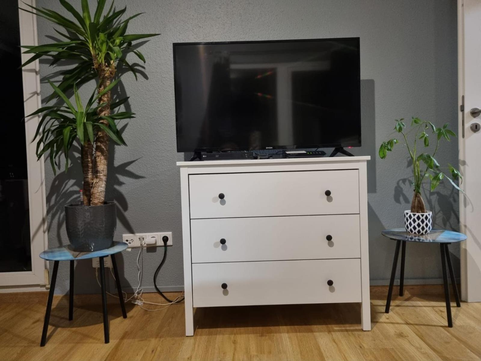 One-Bedroom Apartment - Photo 22