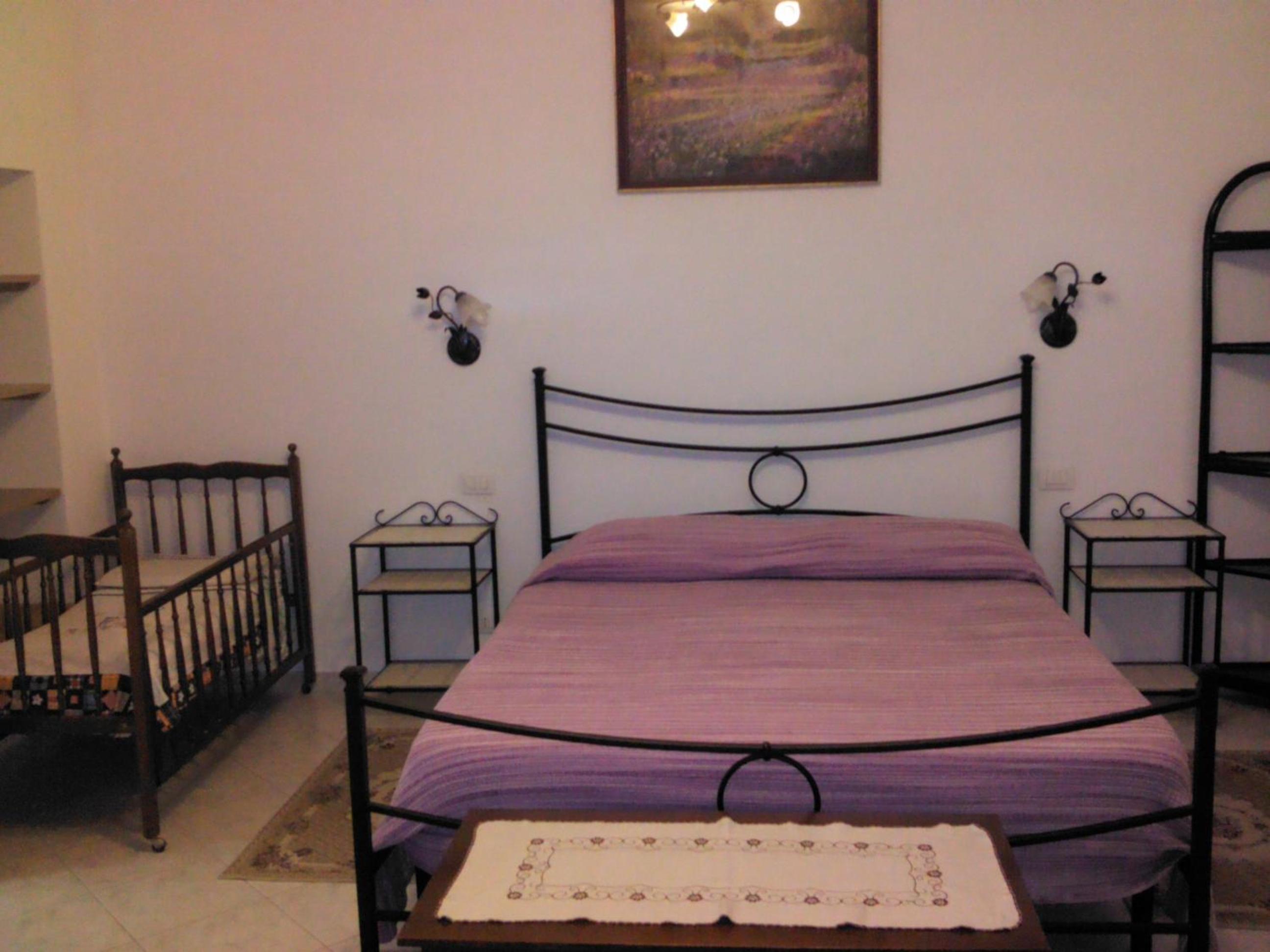 Two-Bedroom Apartment - Photo 3
