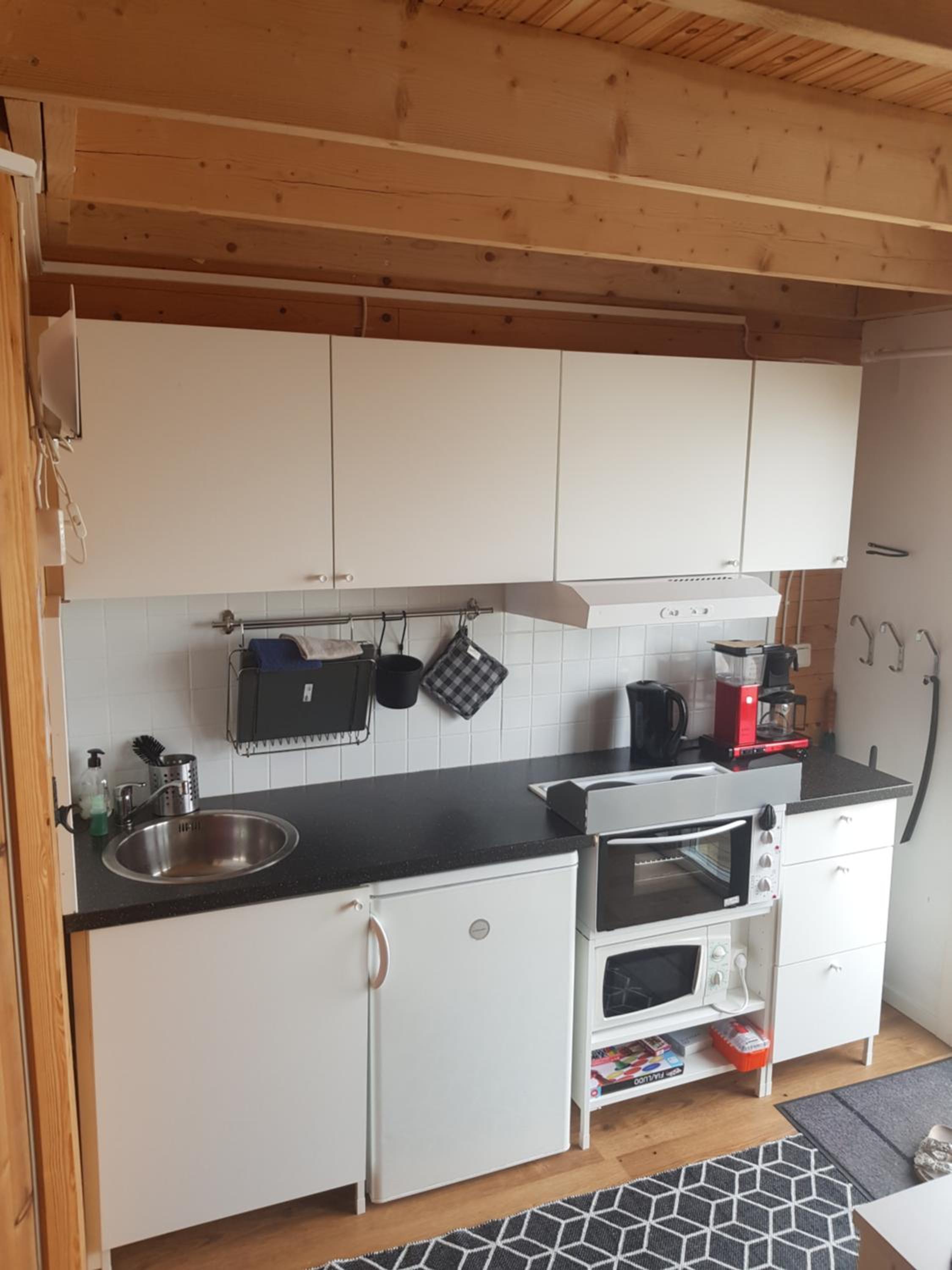 Two-Bedroom House - Photo 19