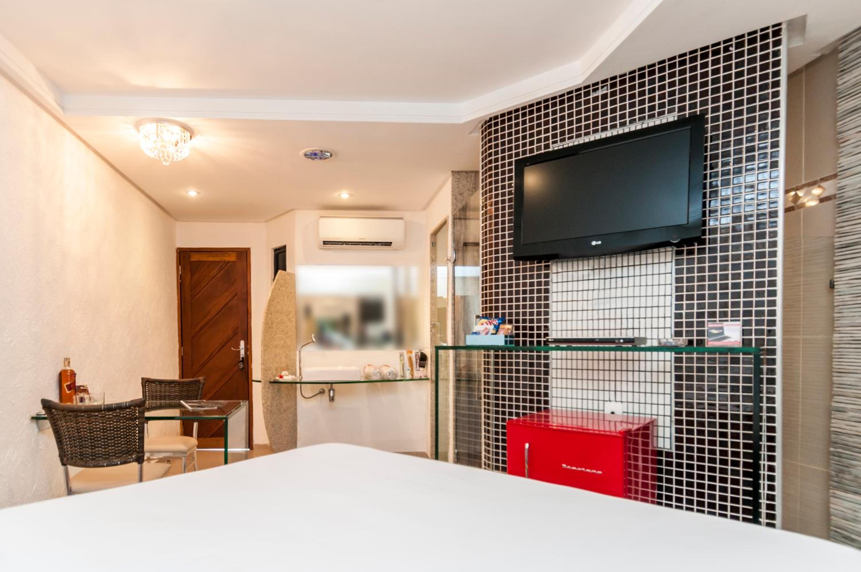 Standard Double Room - Photo 10